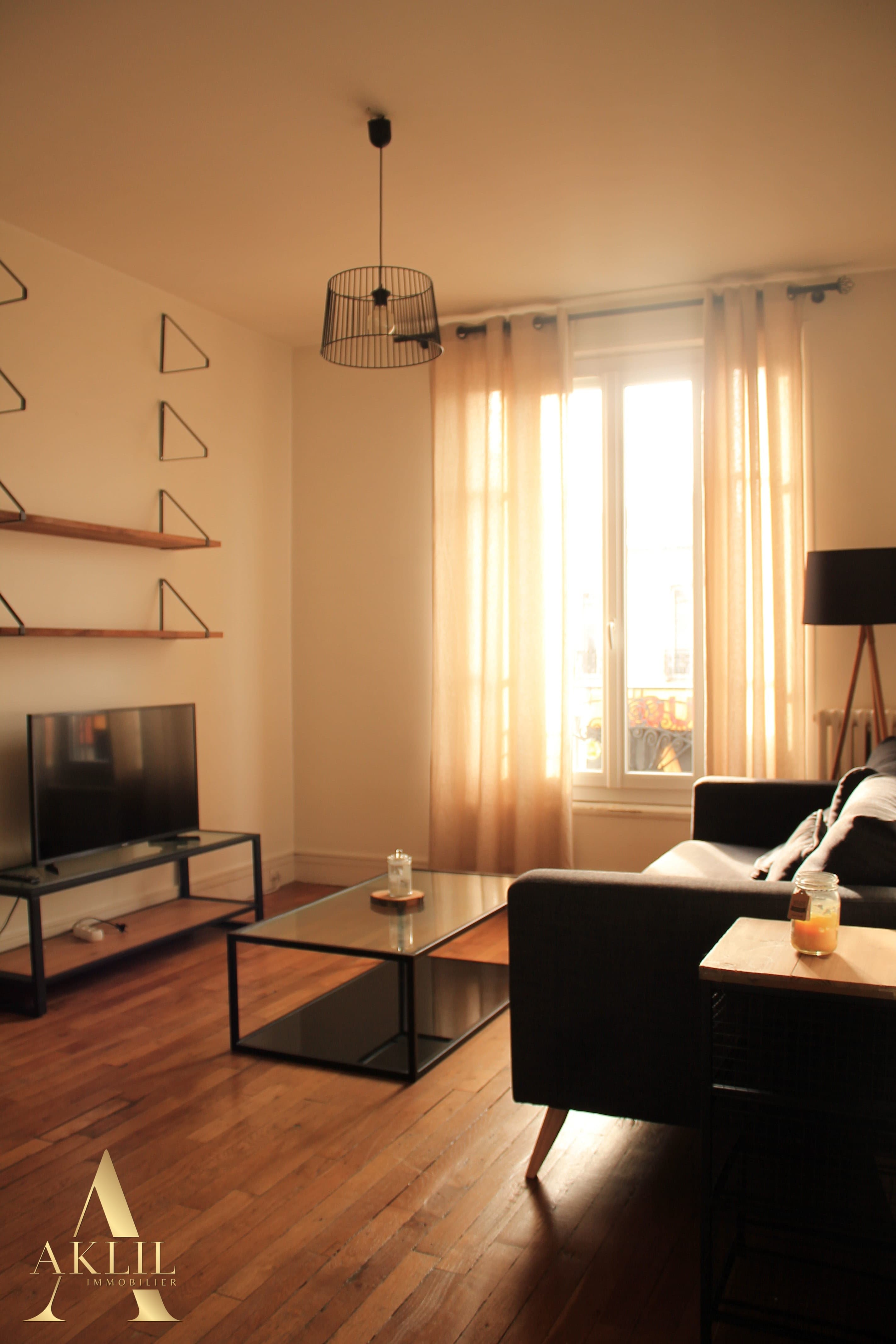 Appartement 2 pièces meublé, fonctionnel et bien situé - Photo 2