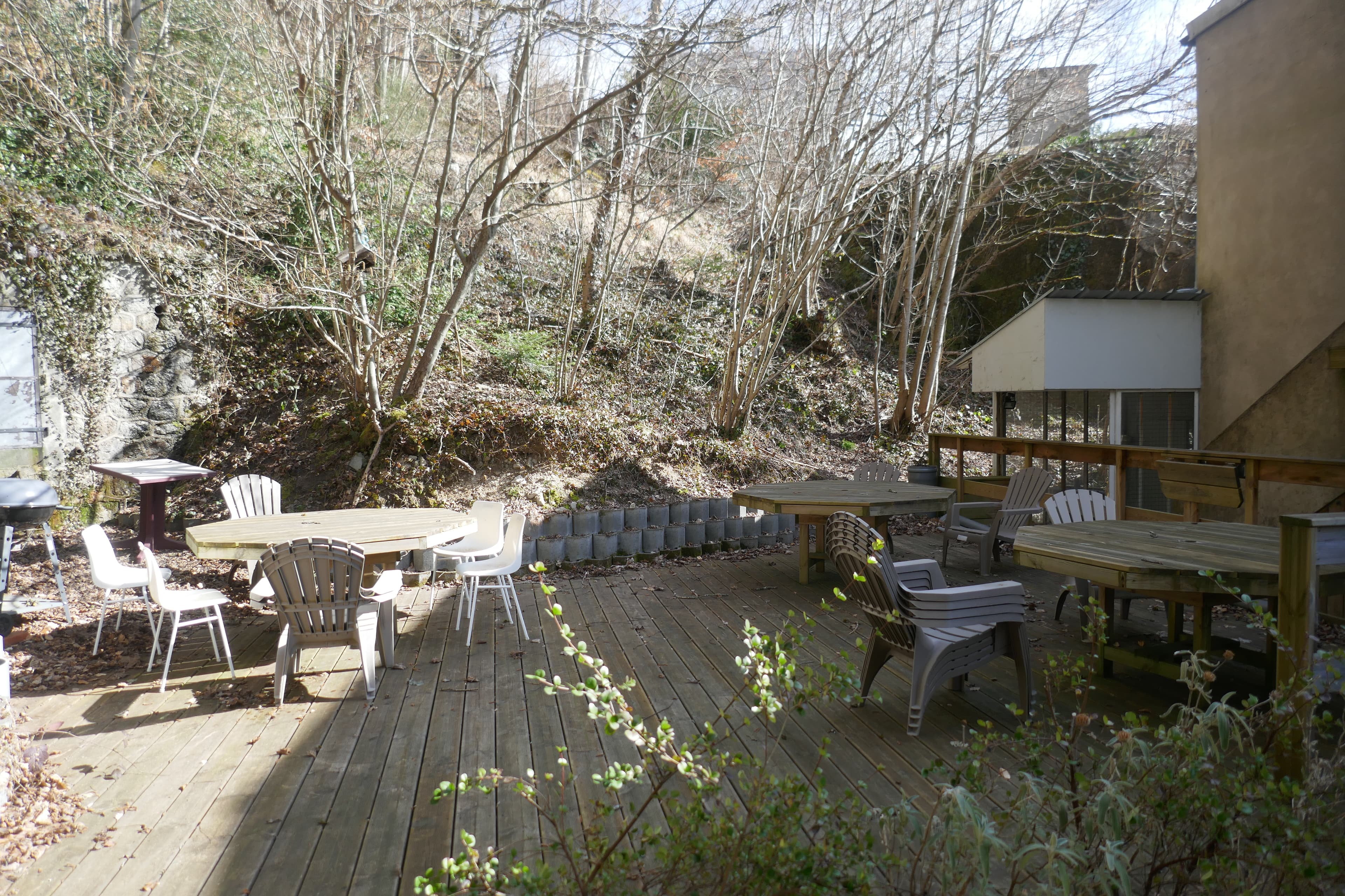 Immeuble avec 15 appartements sur la Bourboule - Photo 4