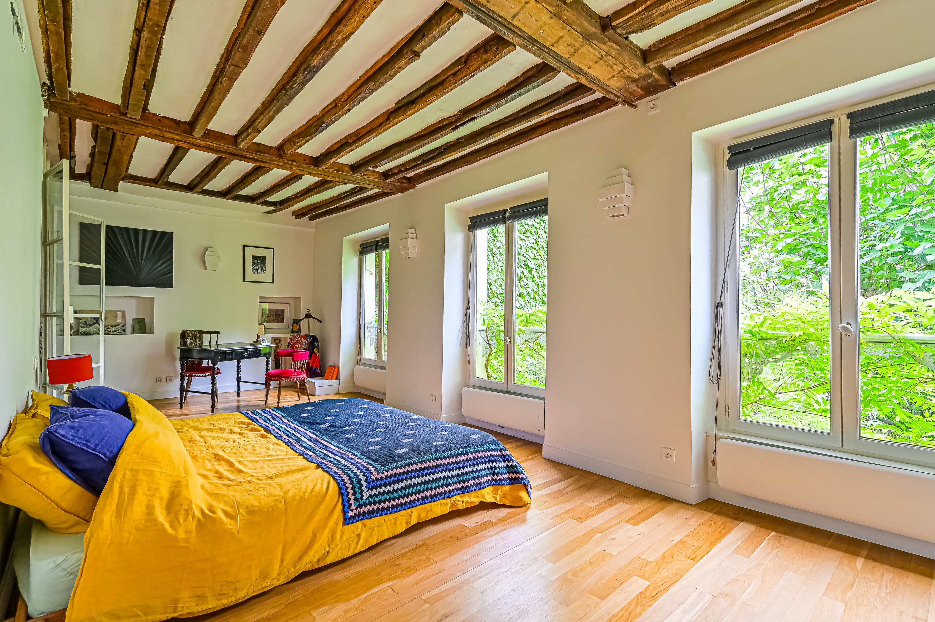 Paris Xe - Duplex confidentiel avec terrasse - Photo 8