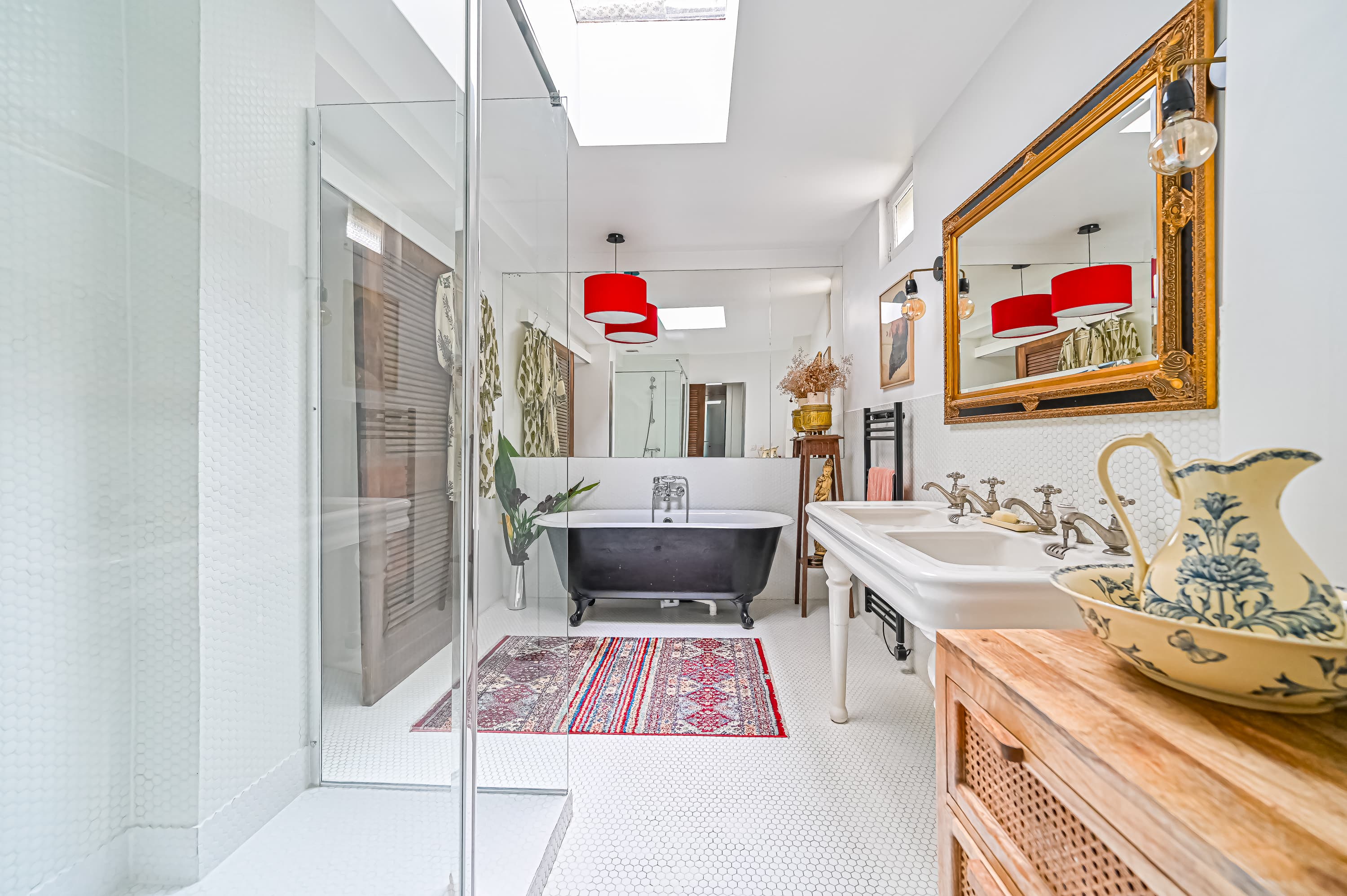 Paris Xe - Duplex confidentiel avec terrasse - Photo 10