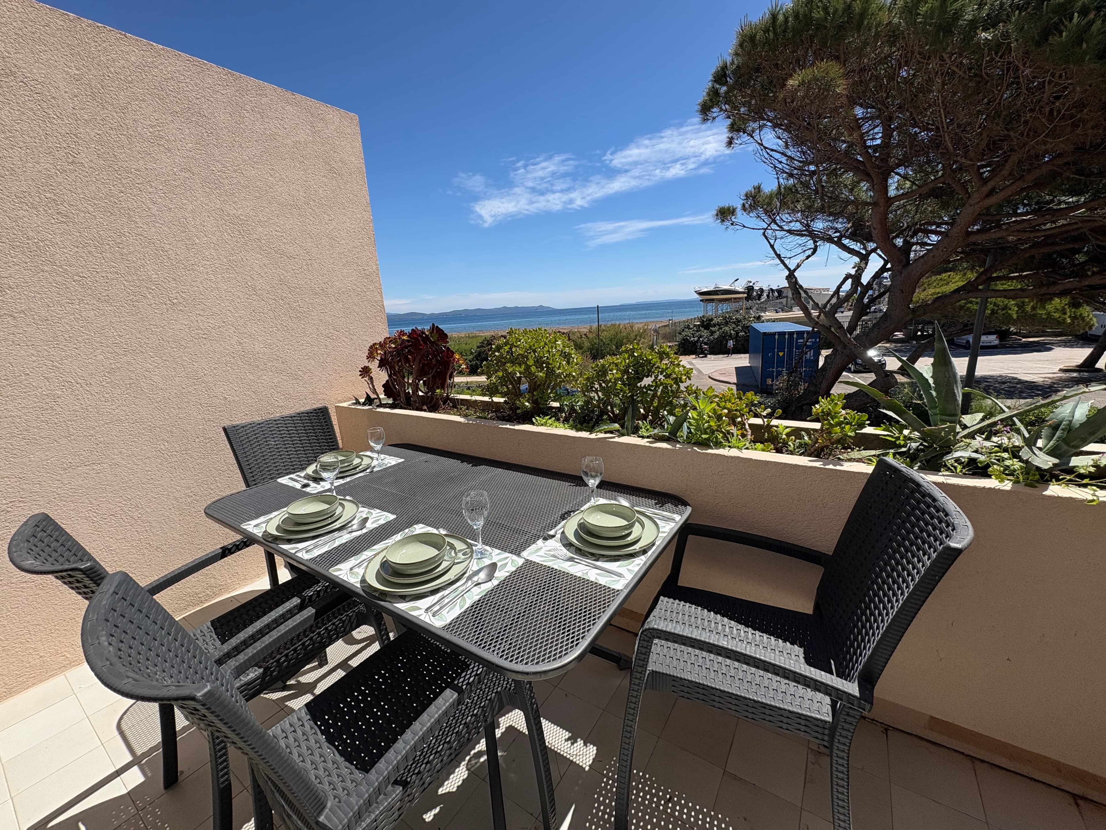 Duplex roof top vue mer acces plage - Photo 4