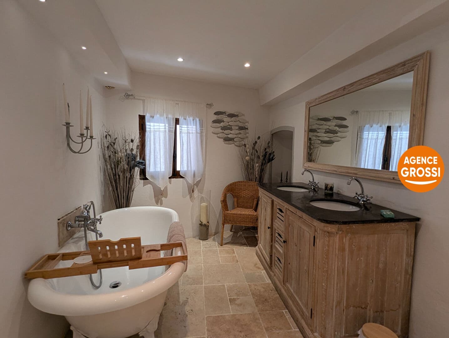 VILLECROZE, charmante maison de village de 4 pièces et mezzanine - Photo 9