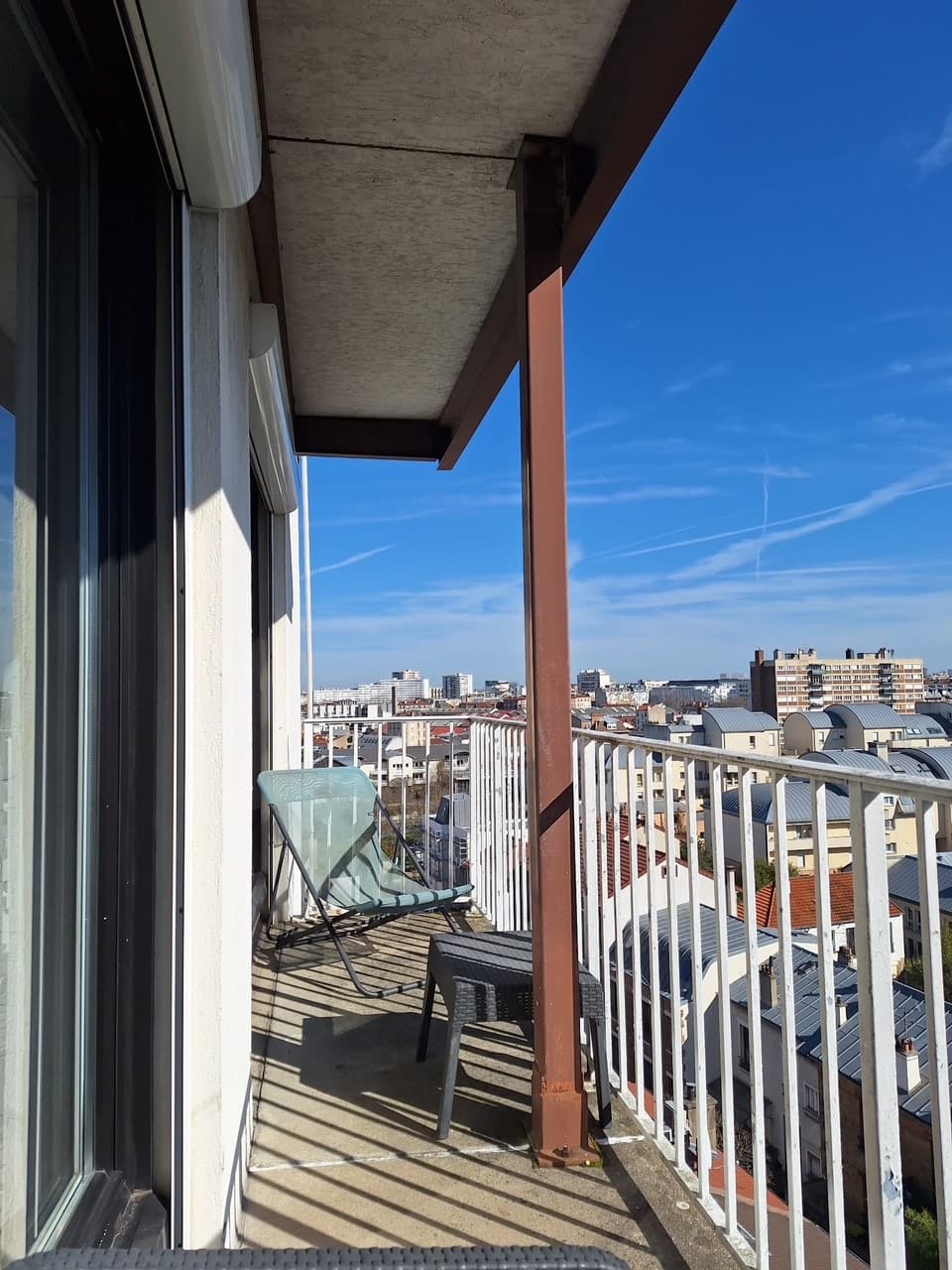 2 pièces lumineux avec balcon-Dernier étage, vue dégagée-parking - Photo 5