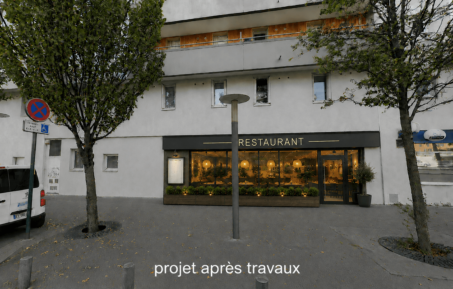 Local tous commerces dont restaur. 136 m2, linéaire façade 17m.