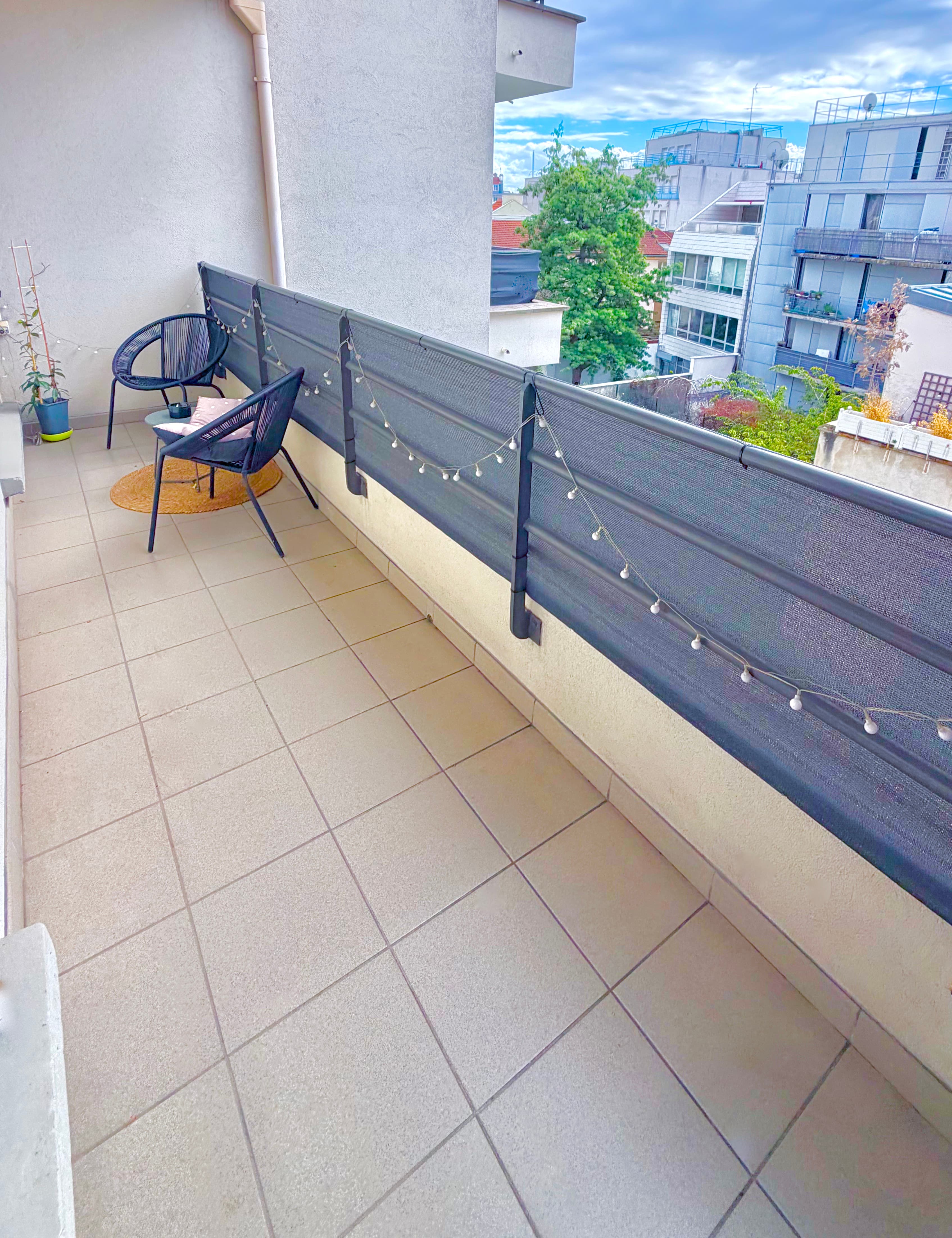 Appartement 3 pièces avec deux balcons cave et parking - Photo 9