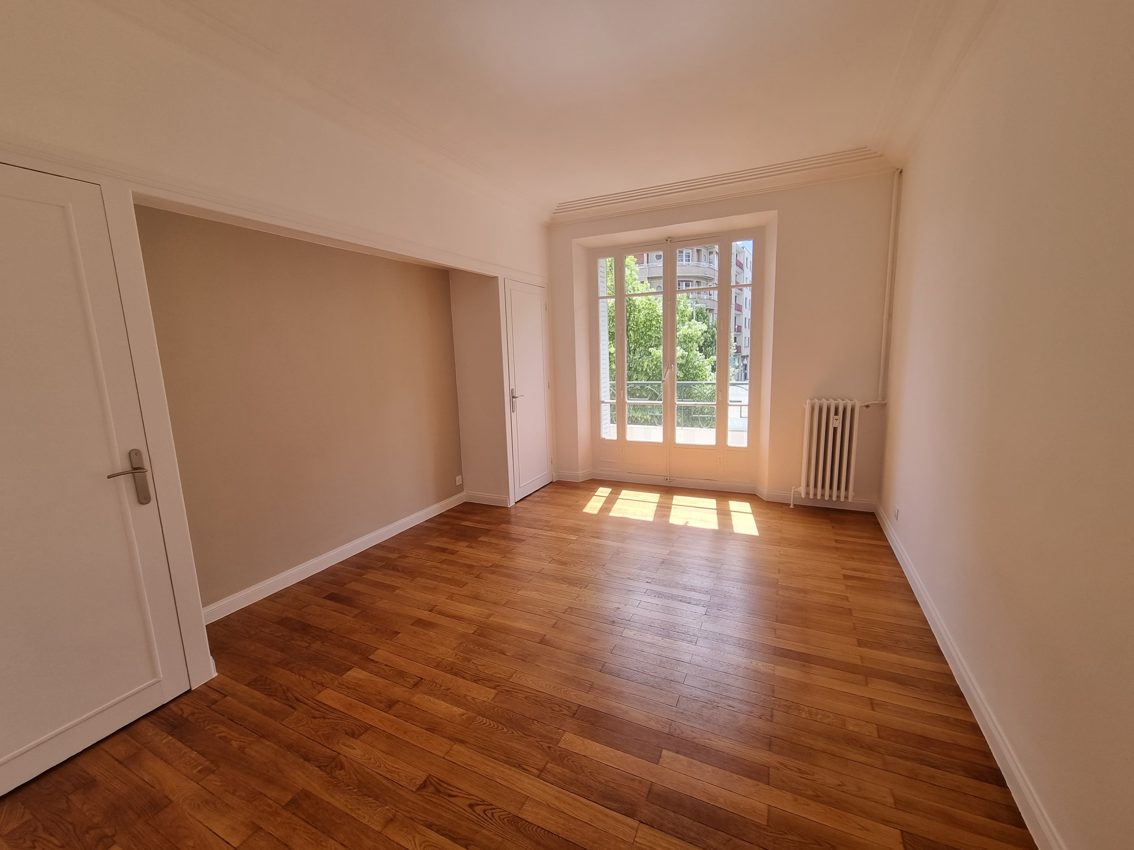 Bel appartement BD Gambetta T3 de 100 m² entièrement rénové - Photo 3