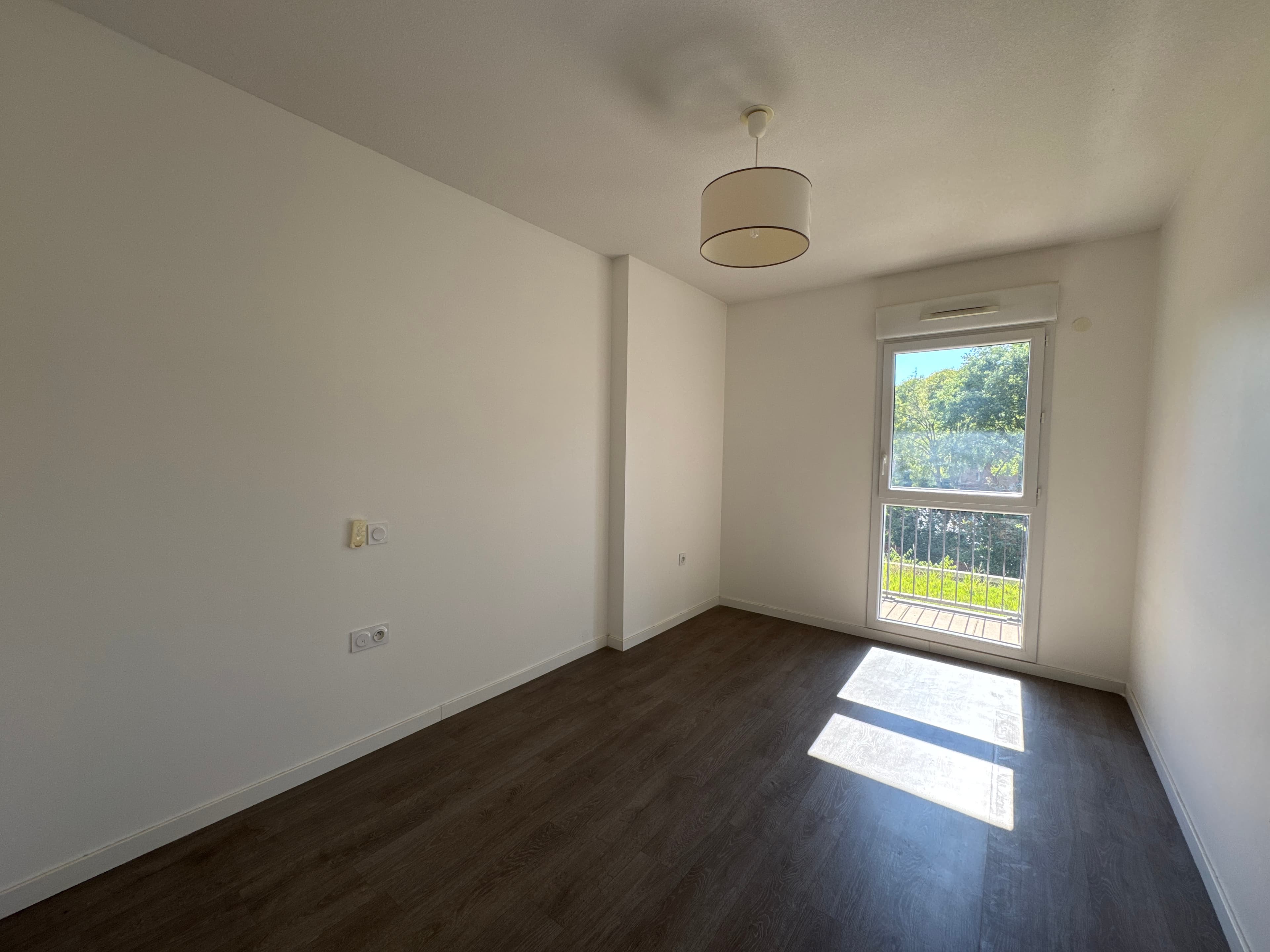 Appartement type 3 + 1 parking en sous sol - résidence séniors - Photo 6