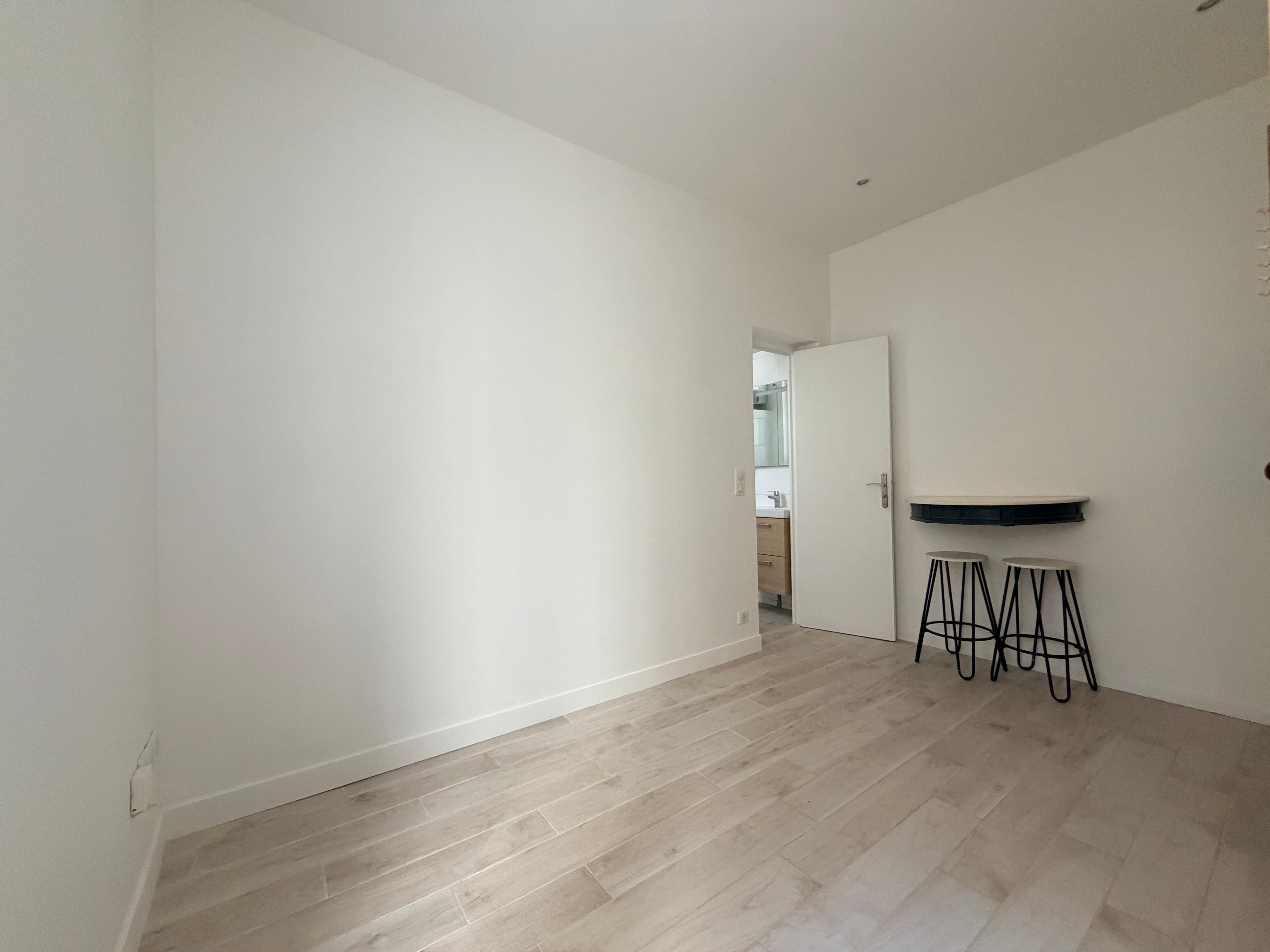 STUDIO ideal invesstisseurs ou pied à terre - rue Benard - Photo 9