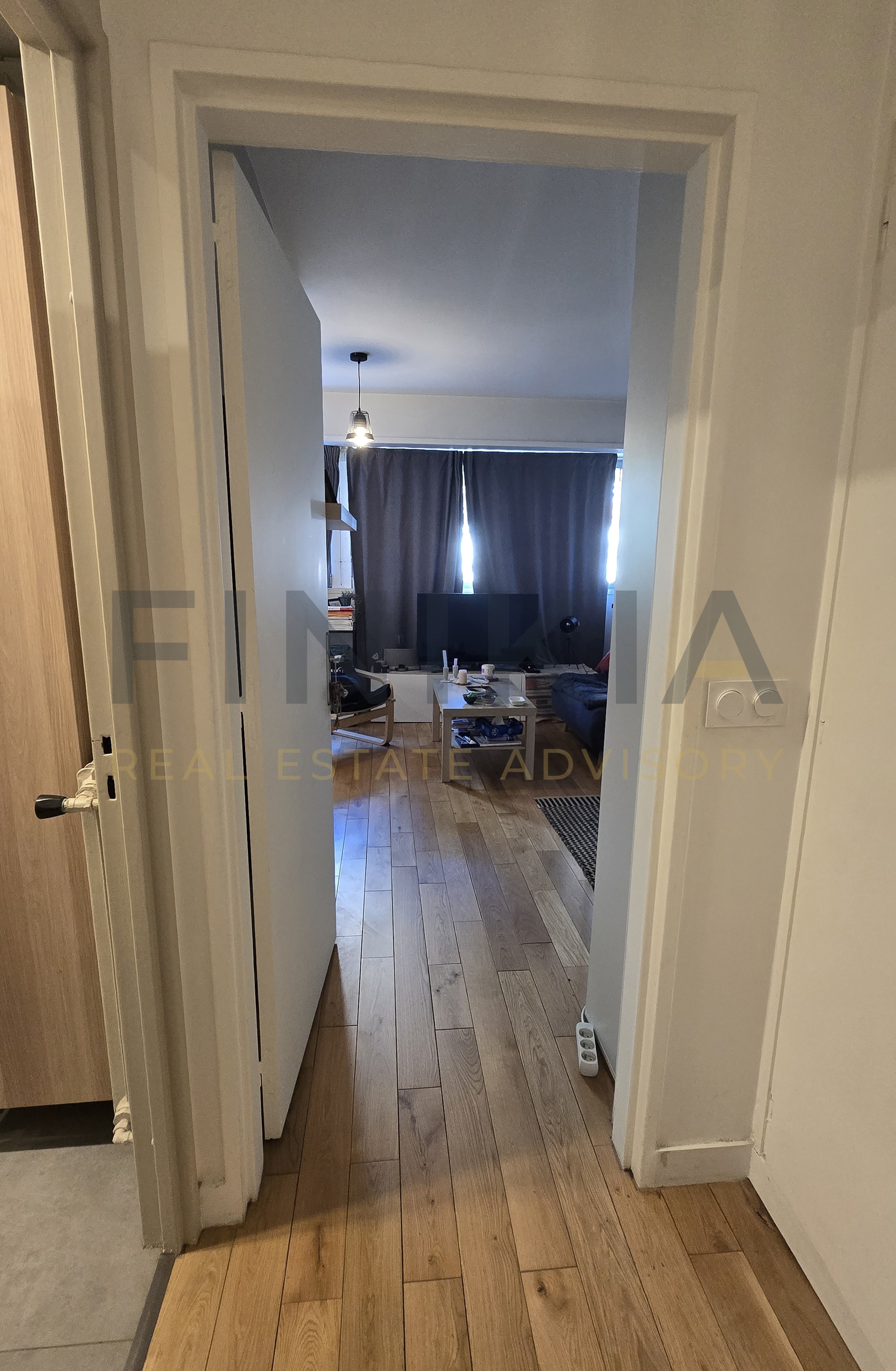 Studio loué meublé, 26,71 m², 2e étage avec ascenseur, cave - Photo 7