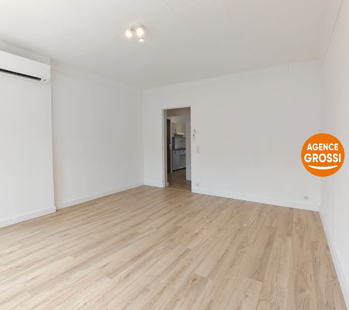SALERNES appartement rénové, 2 pièces de 53.50 m² avec terrasse. - Photo 8