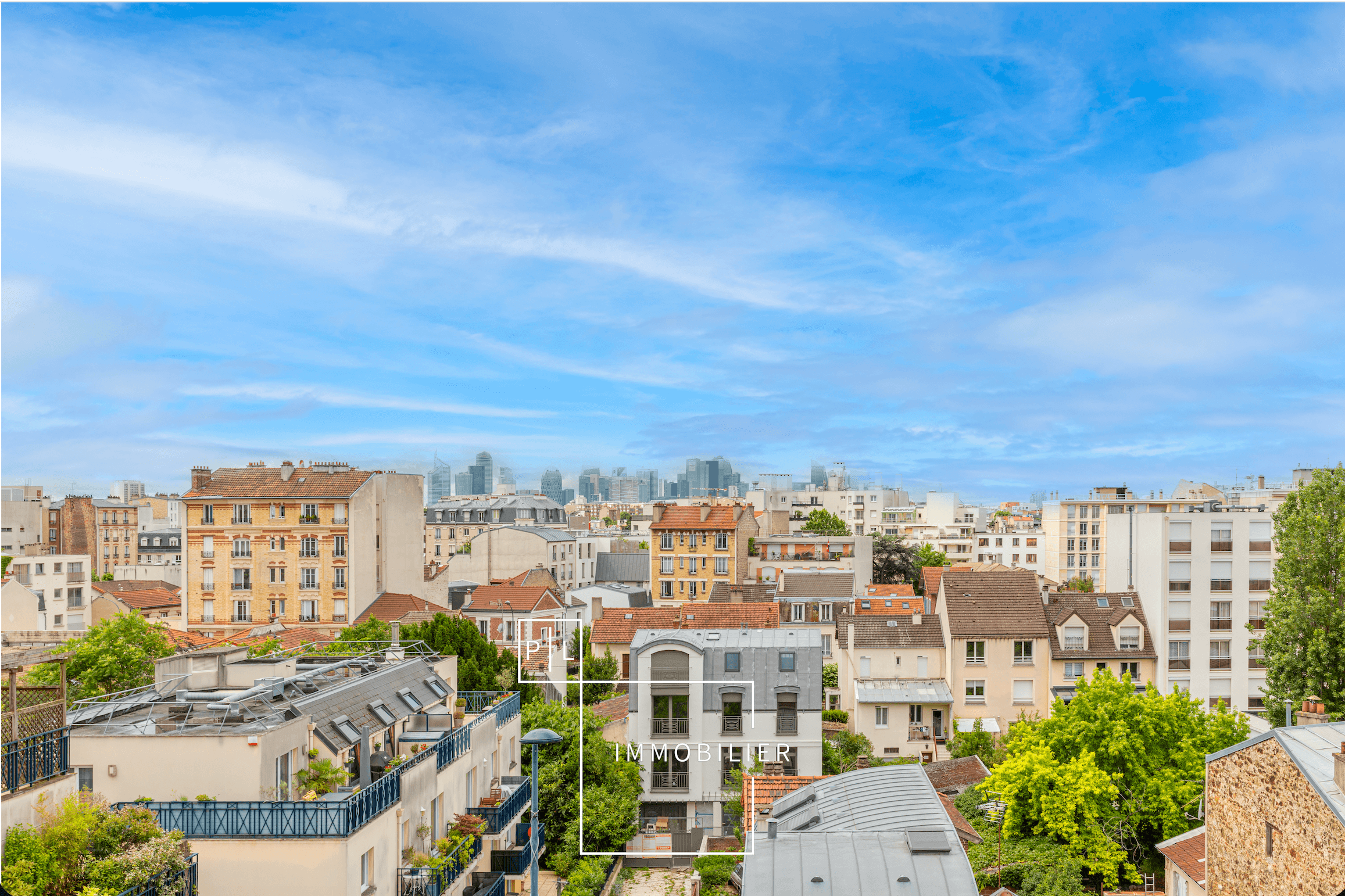 Dernier étage avec vue - 61m² + balcon + parking - 414 000 € FAI
