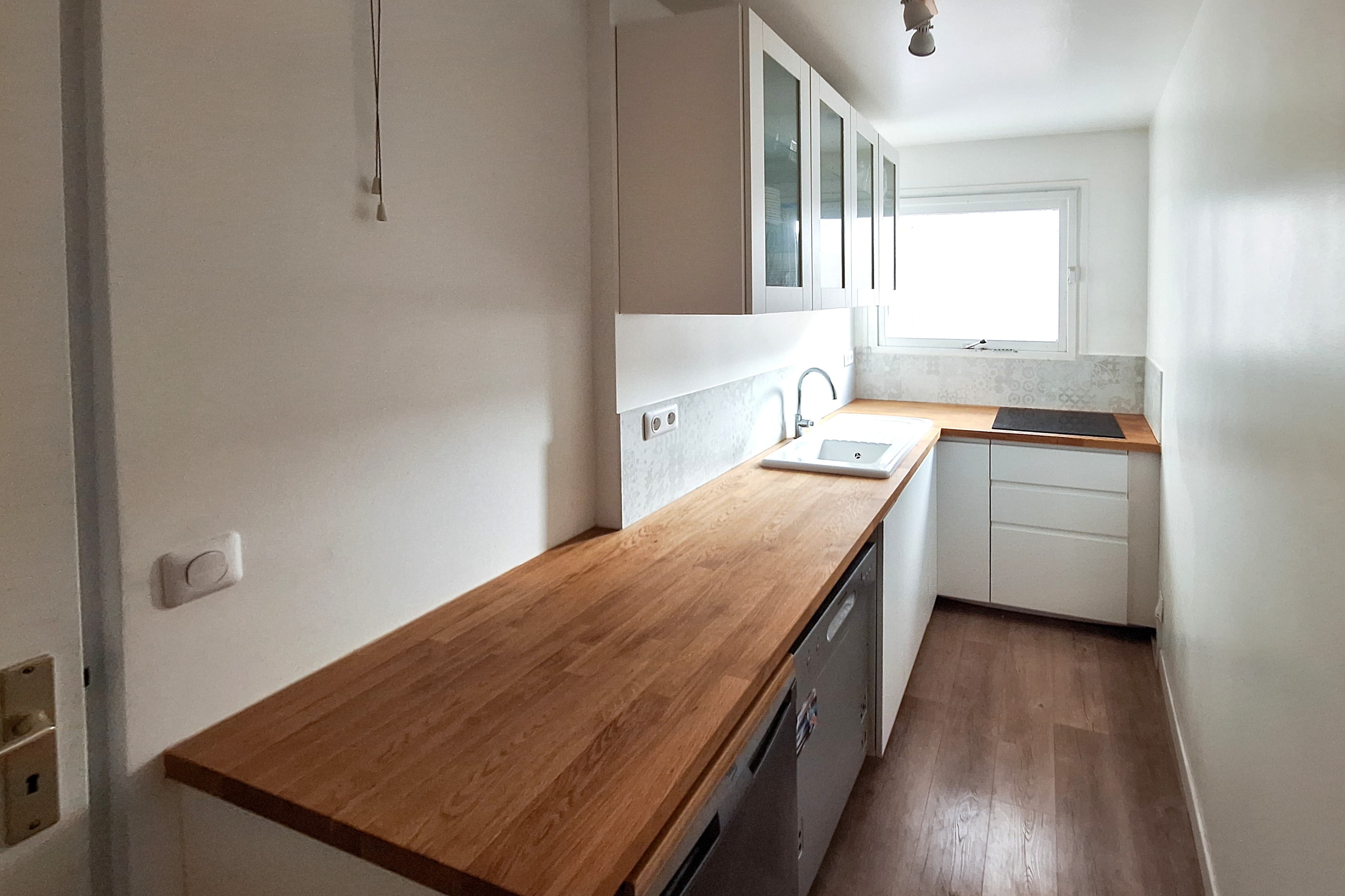 PARIS 19e - 3 pièces de 64 m² - Fort potentiel - Métro à 2 min - Photo 2