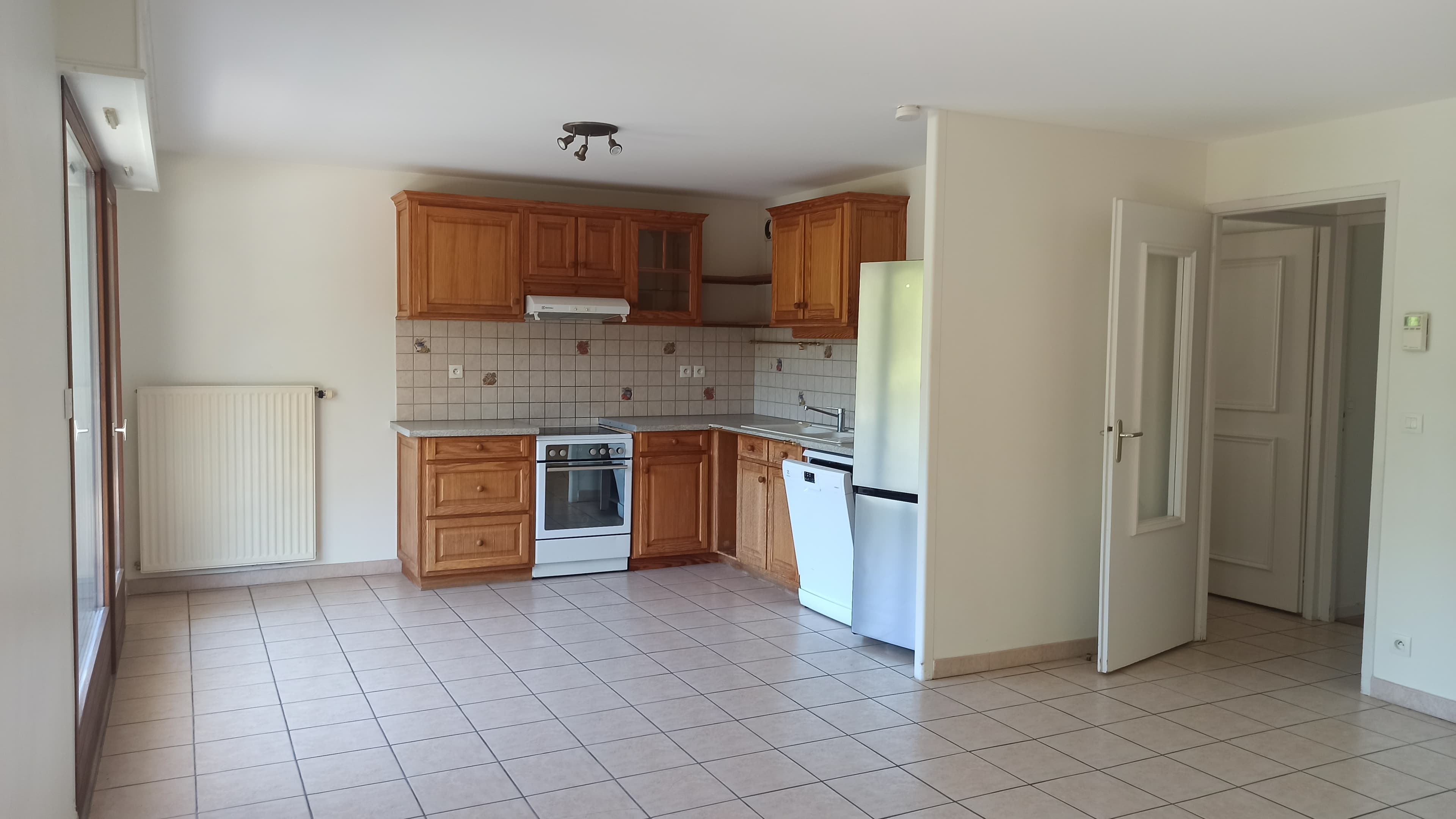 Appartement T4 avec grand séjour et terrasse centre Saint-Jorioz - Photo 4