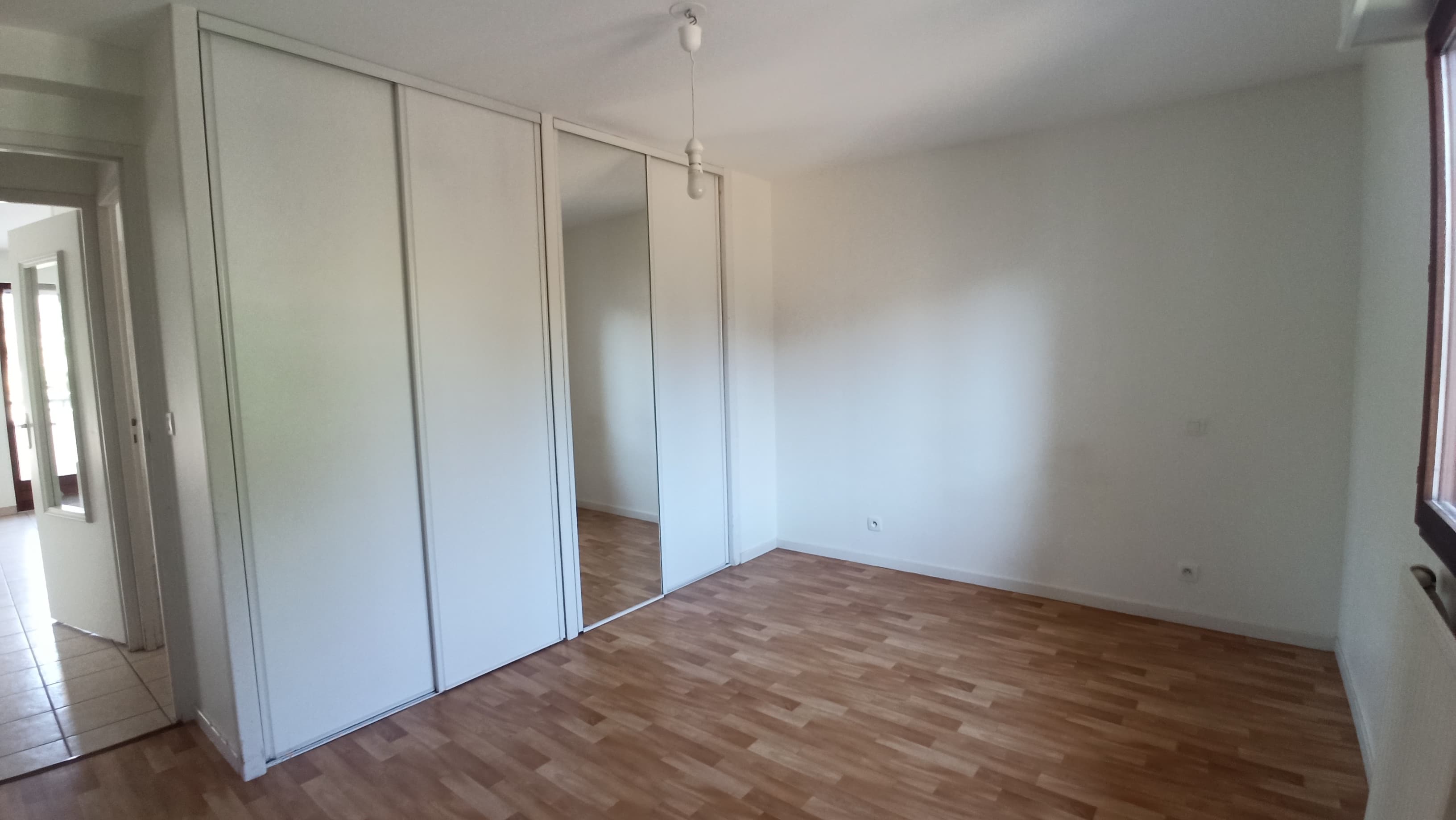 Appartement T4 avec grand séjour et terrasse centre Saint-Jorioz - Photo 6