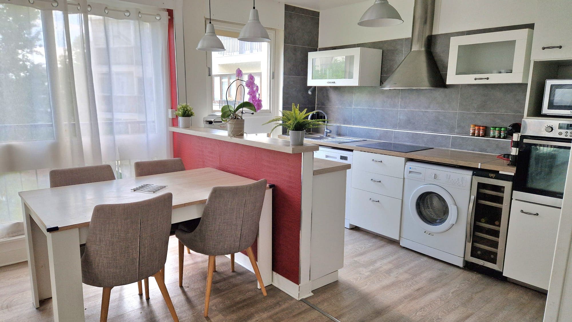 Lumineux 3 pièces de 70m2 avec garage, proche commodités - Photo 3
