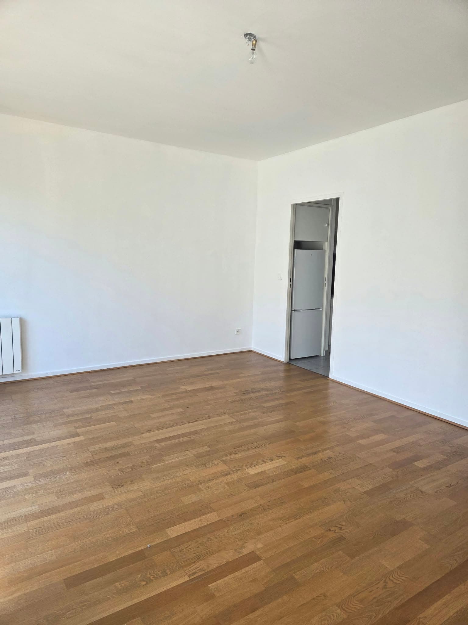 Studio de 32 m² avec balcon - Levallois-Perret, Île de la Jatte - Photo 4