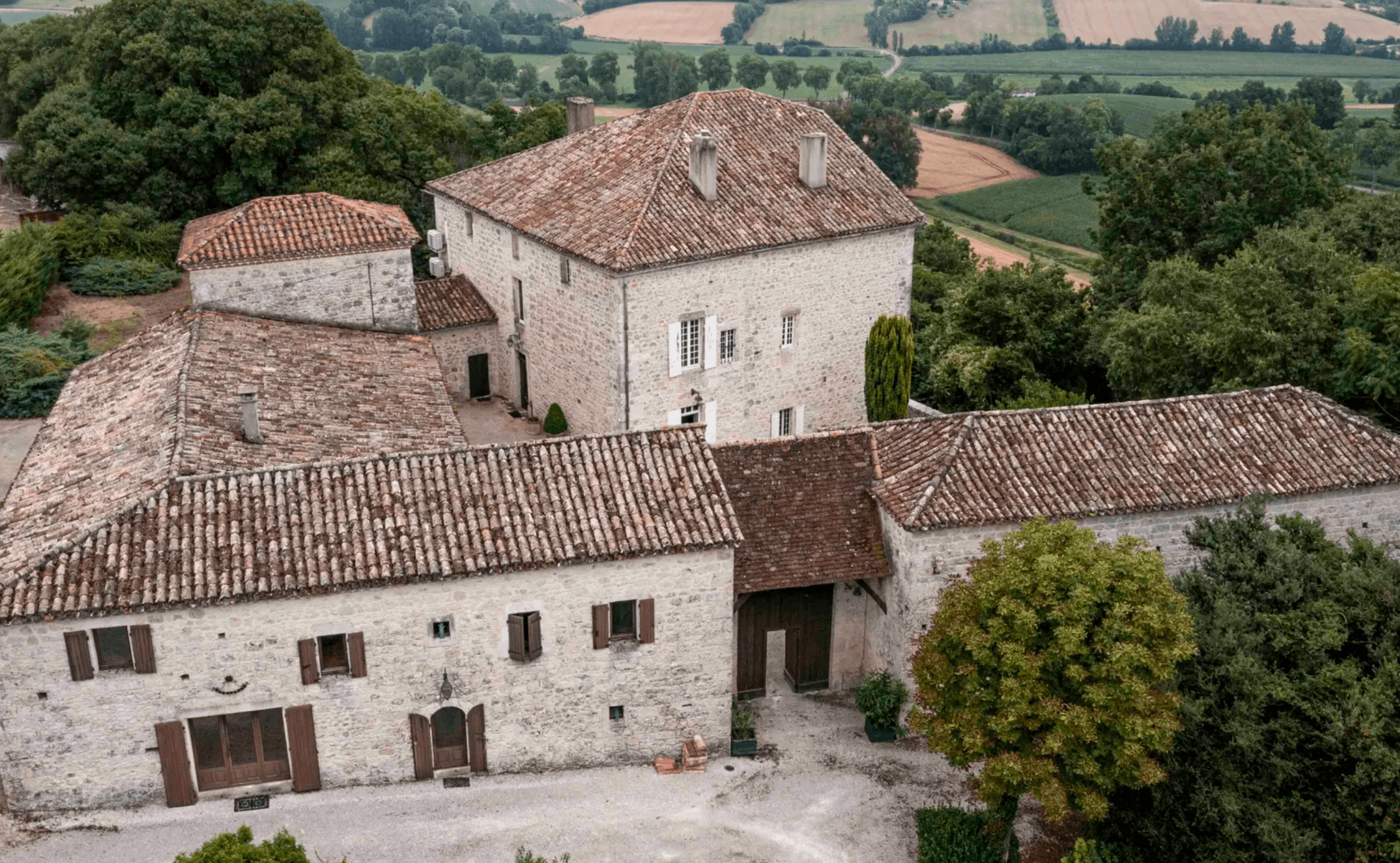 Quercy Blanc - Elégant château restauré au cœur de son parc