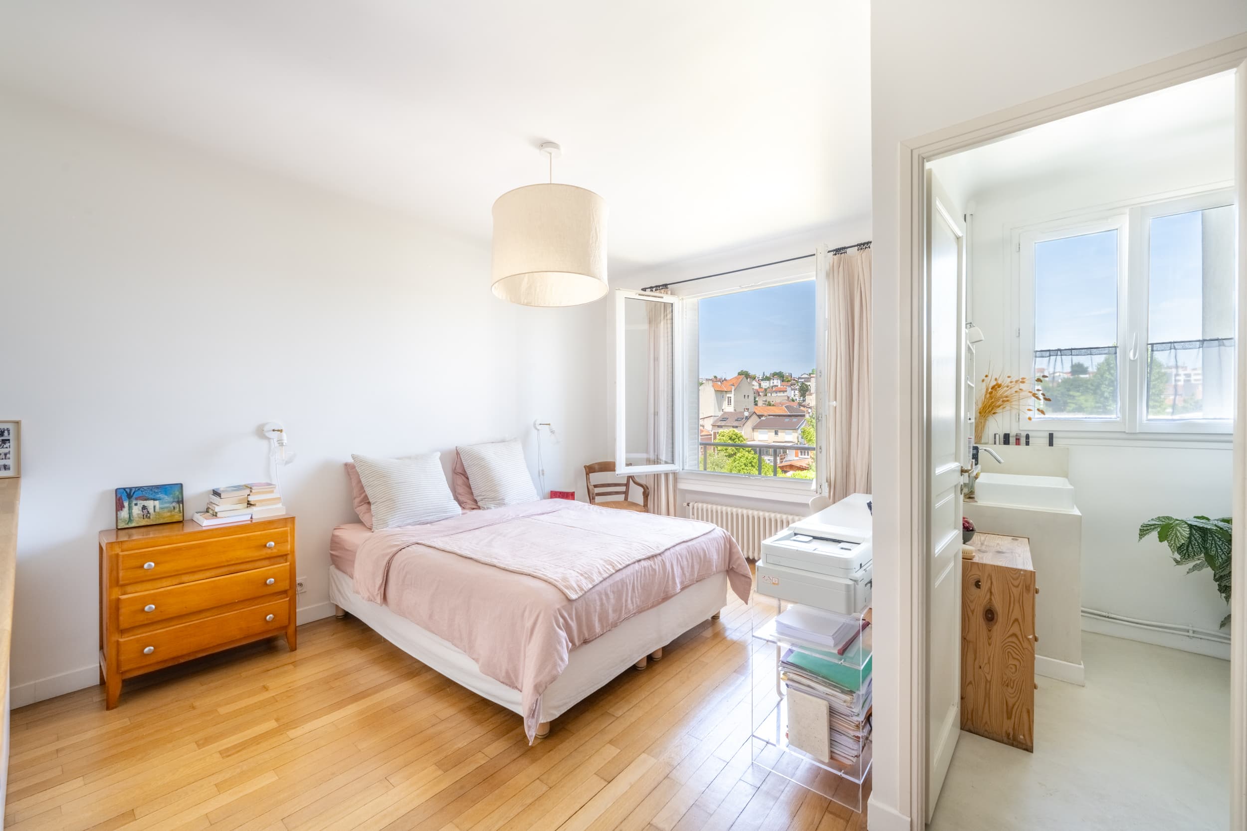 Appartement 4 pièces de 114 m2 avec balcon, cave et box - Photo 6