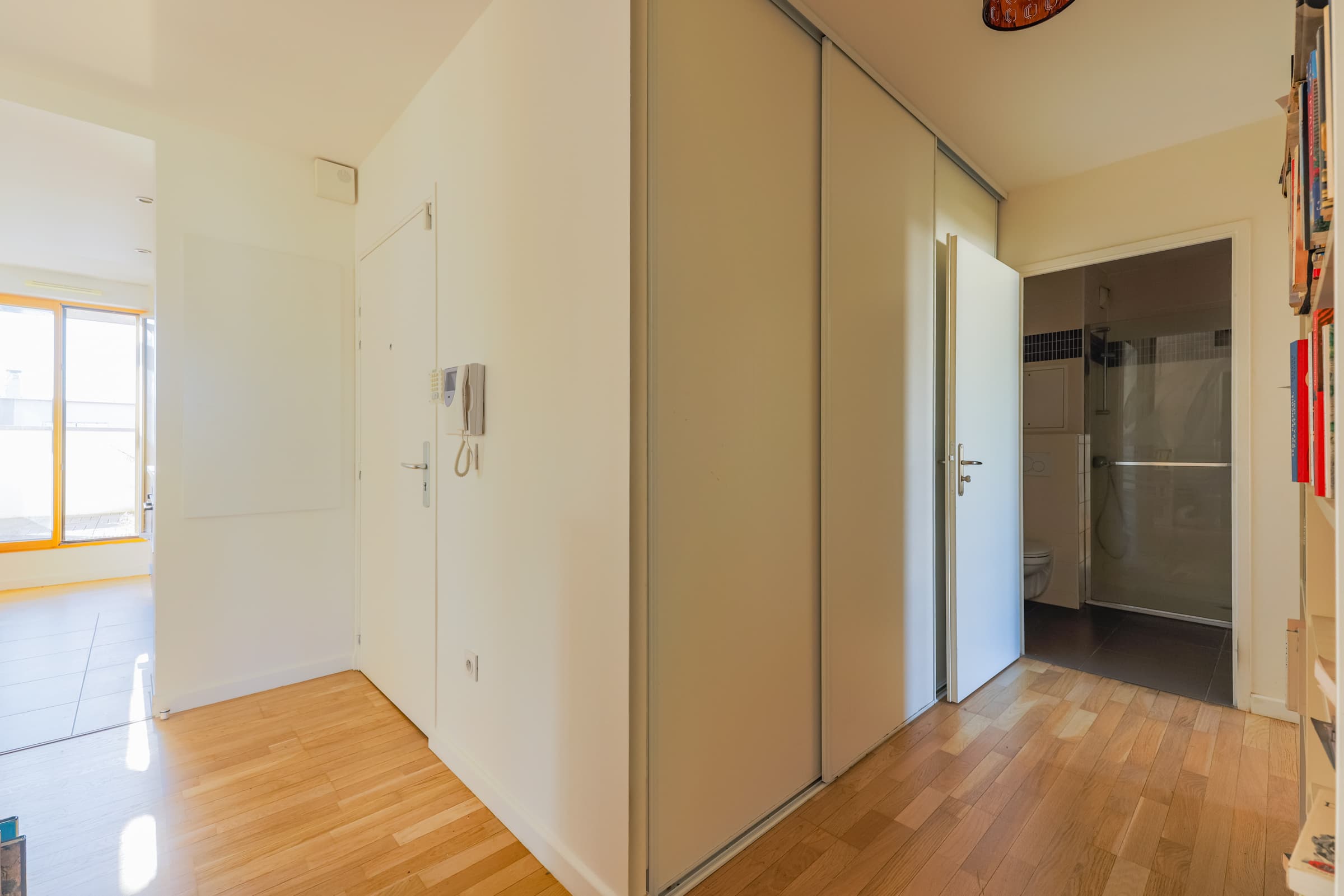 Appartement 3 pièces - terrasse de 104m² - Tramway à 5 min - Photo 10