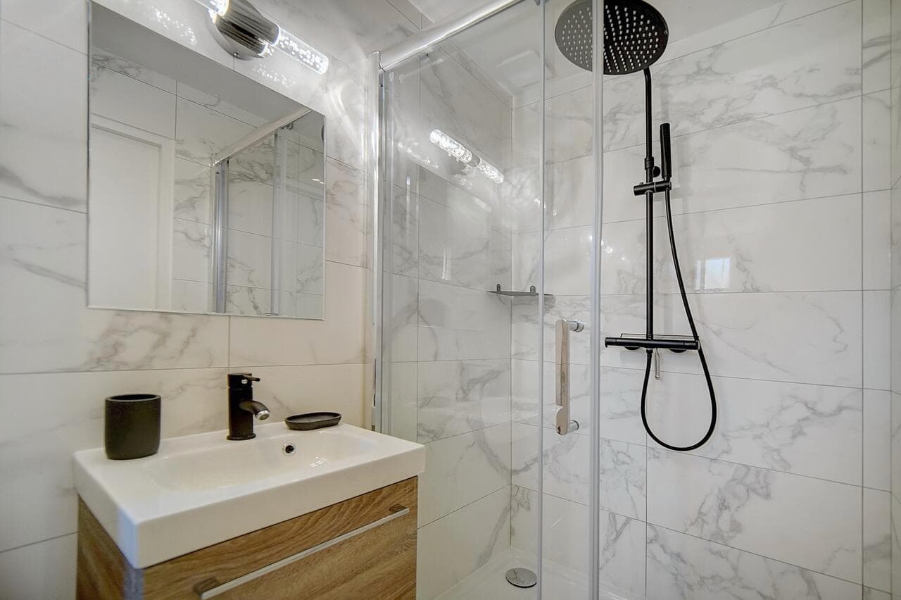 ideal investisseur studio au coeur de CANNES - Photo 9