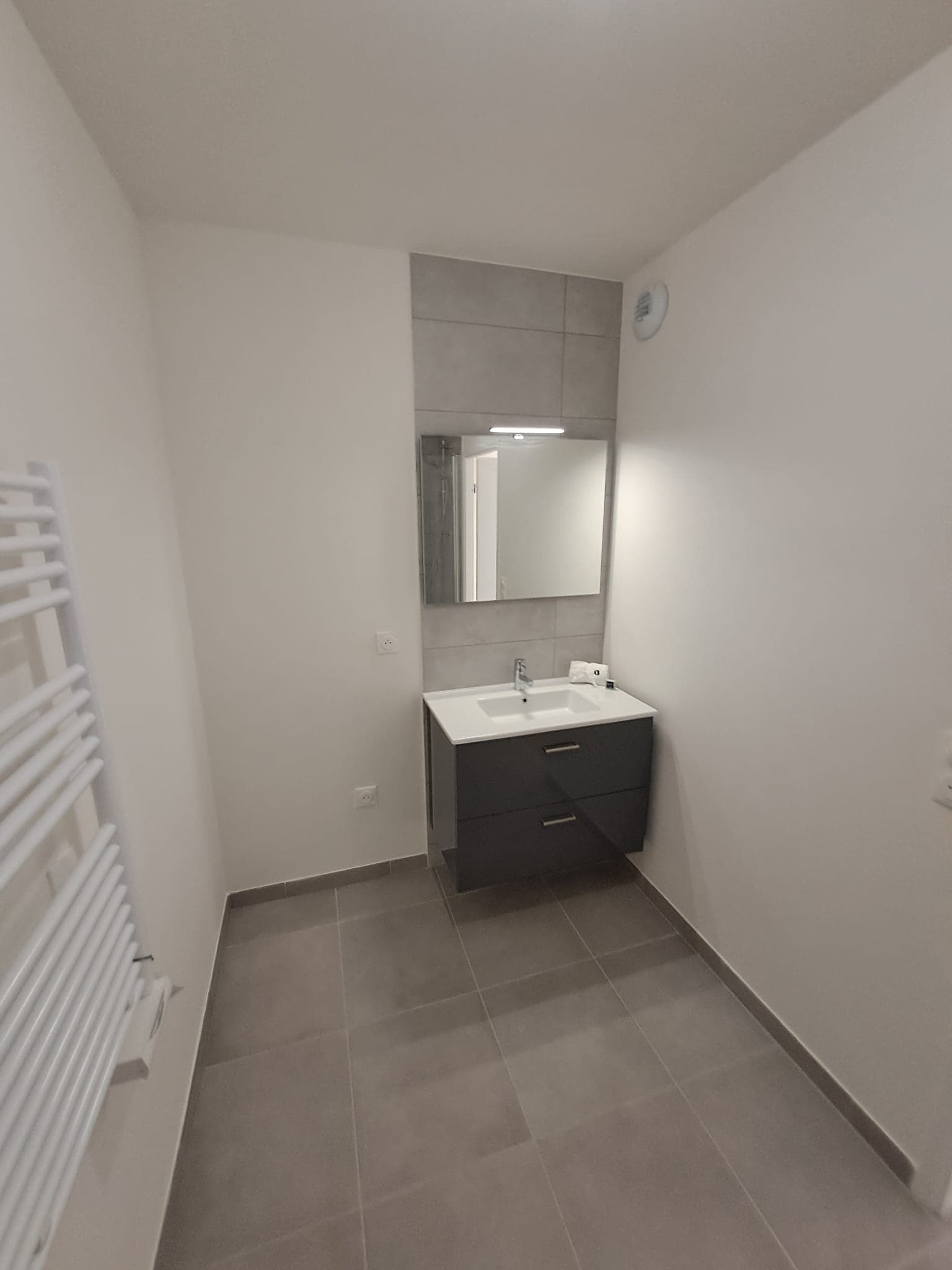 Appartement 3 pièces dans résidence neuve - Photo 4