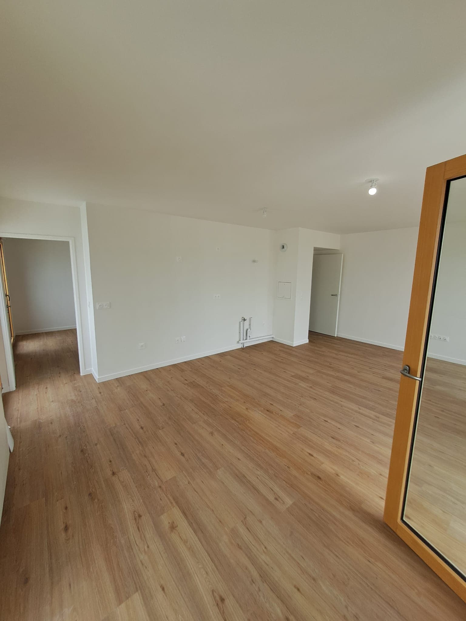 Appartement 3 pièces dans résidence neuve - Photo 7