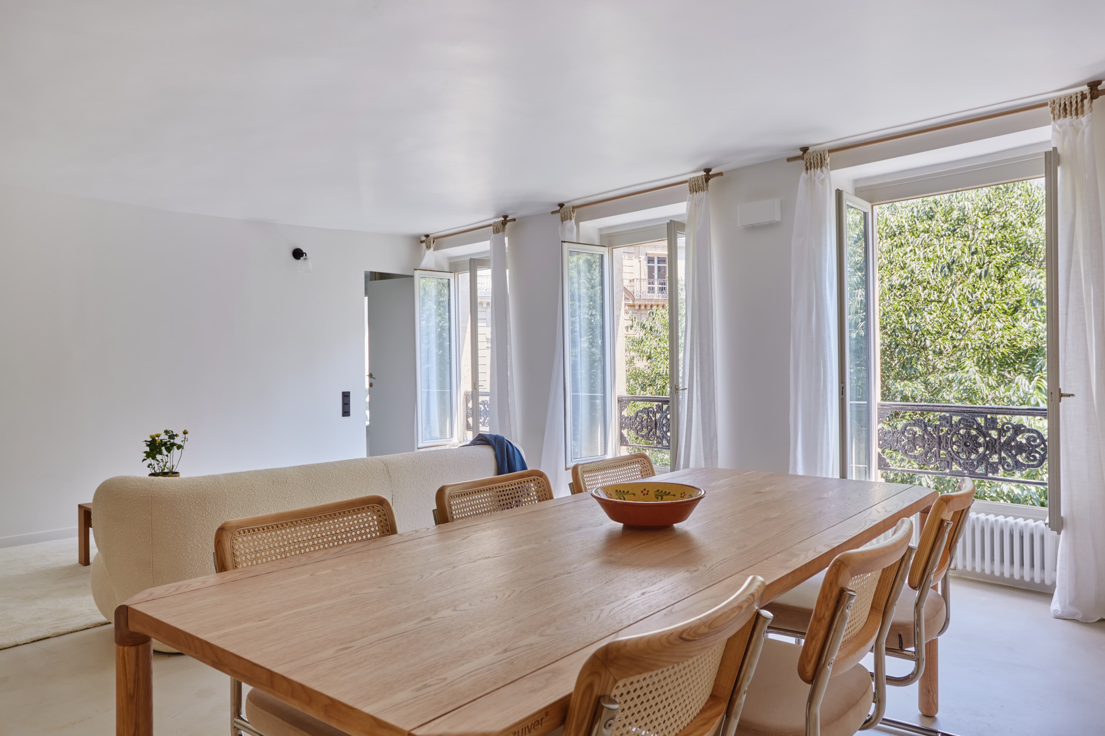 Appartement 2 chambres Sentier / Place des Victoires - Photo 2