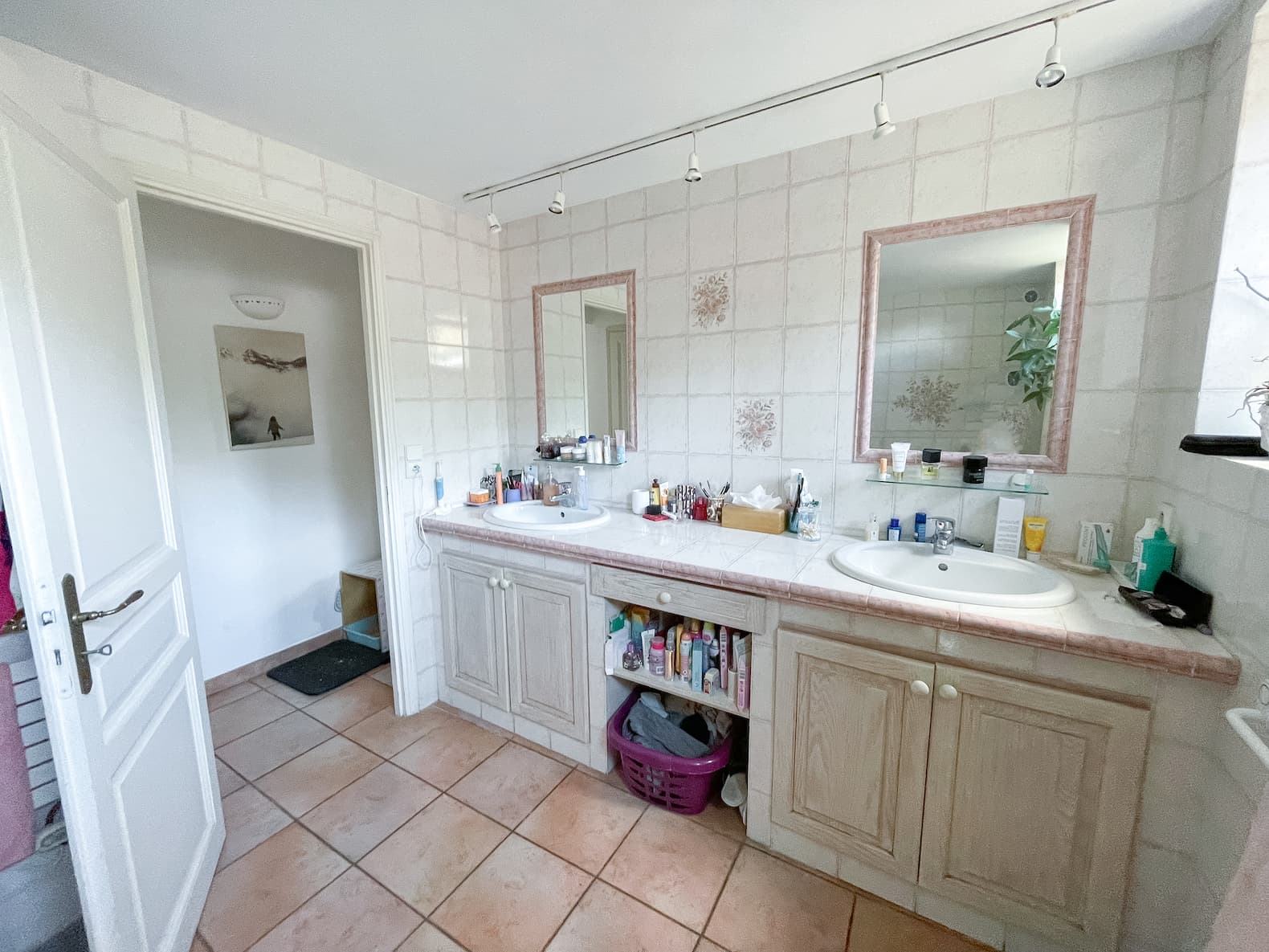 Sospel, à vendre, charmant et spacieux appartement. - Photo 6