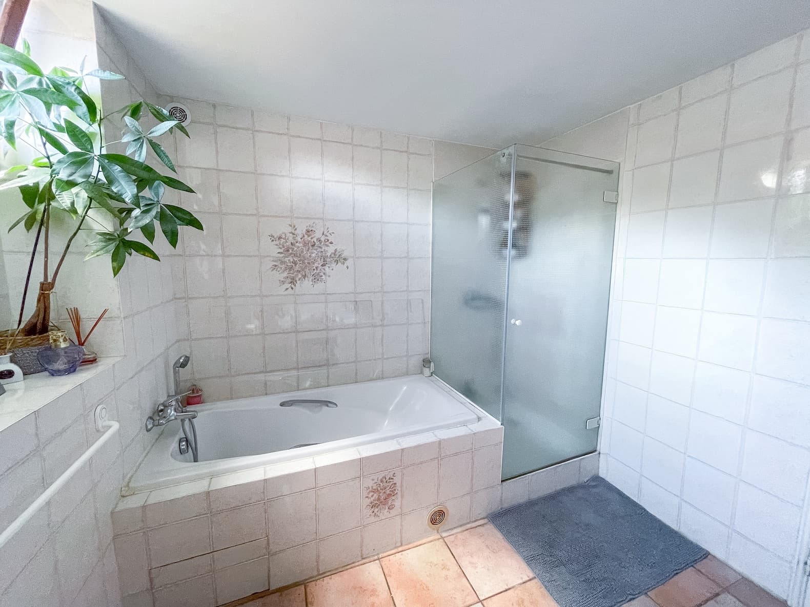 Sospel, à vendre, charmant et spacieux appartement. - Photo 7