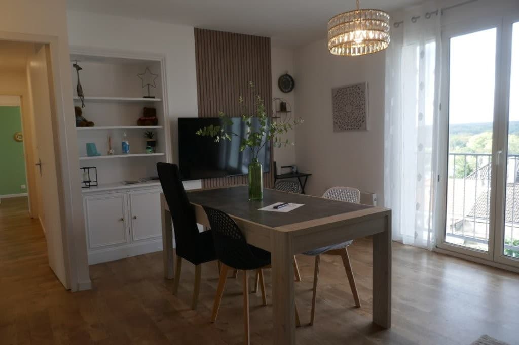 Superbe T5 rénové à 5 mn du coeur de ville - Photo 2