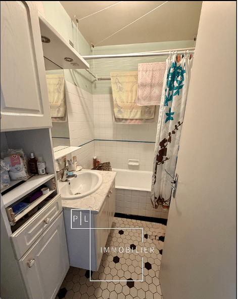 Appartement - 90m² - 20 rue des Amiraux Paris 18ème - Photo 9