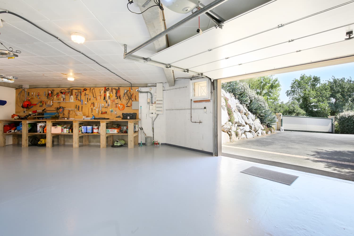 Villa contemporaine de 190 m2 avec piscine à vendre - Photo 9