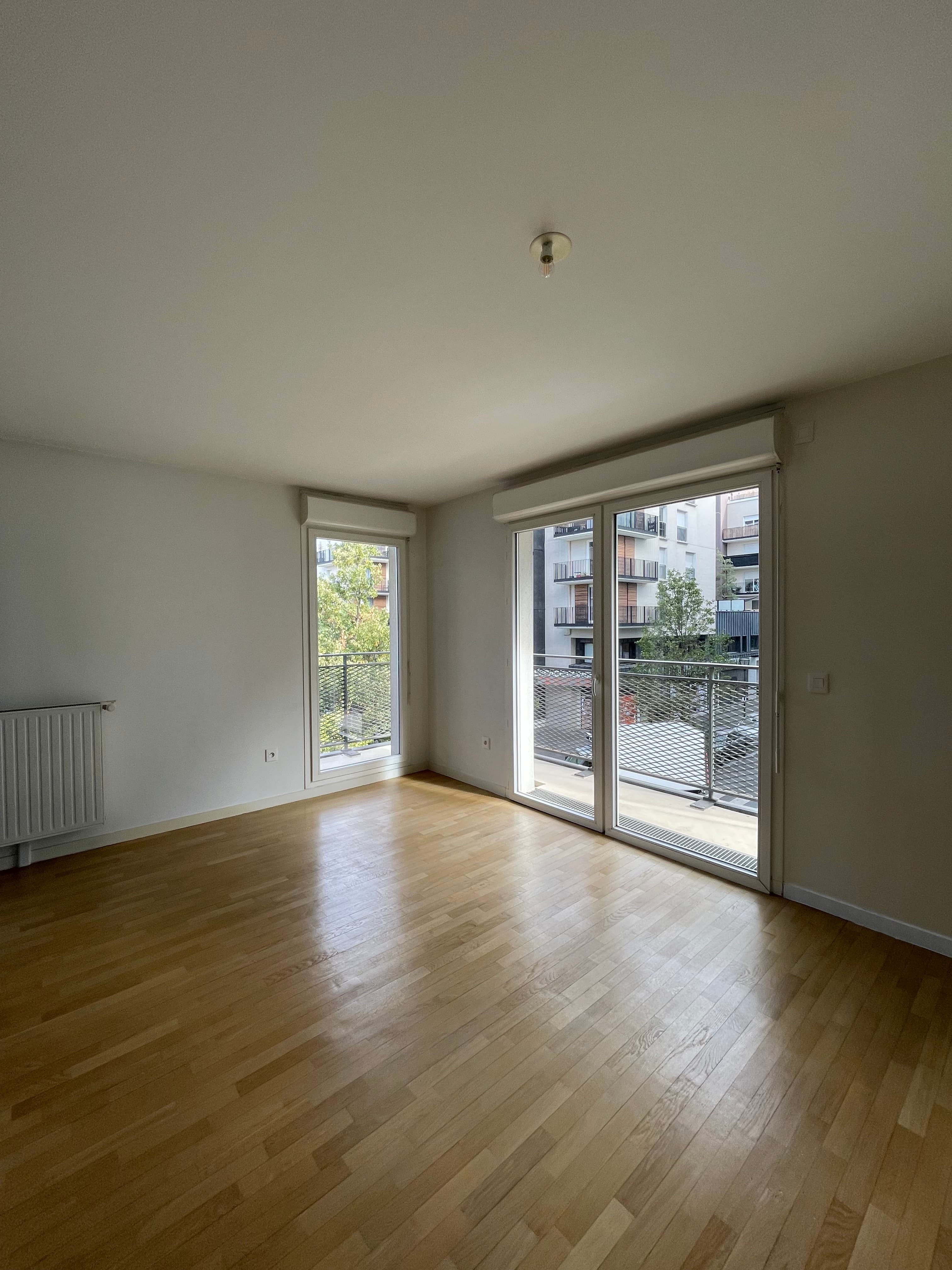 VITRY-SUR-SEINE - 3 PIÈCES - 65,40 M² - BALCON 9 M² - PARKING - Photo 2