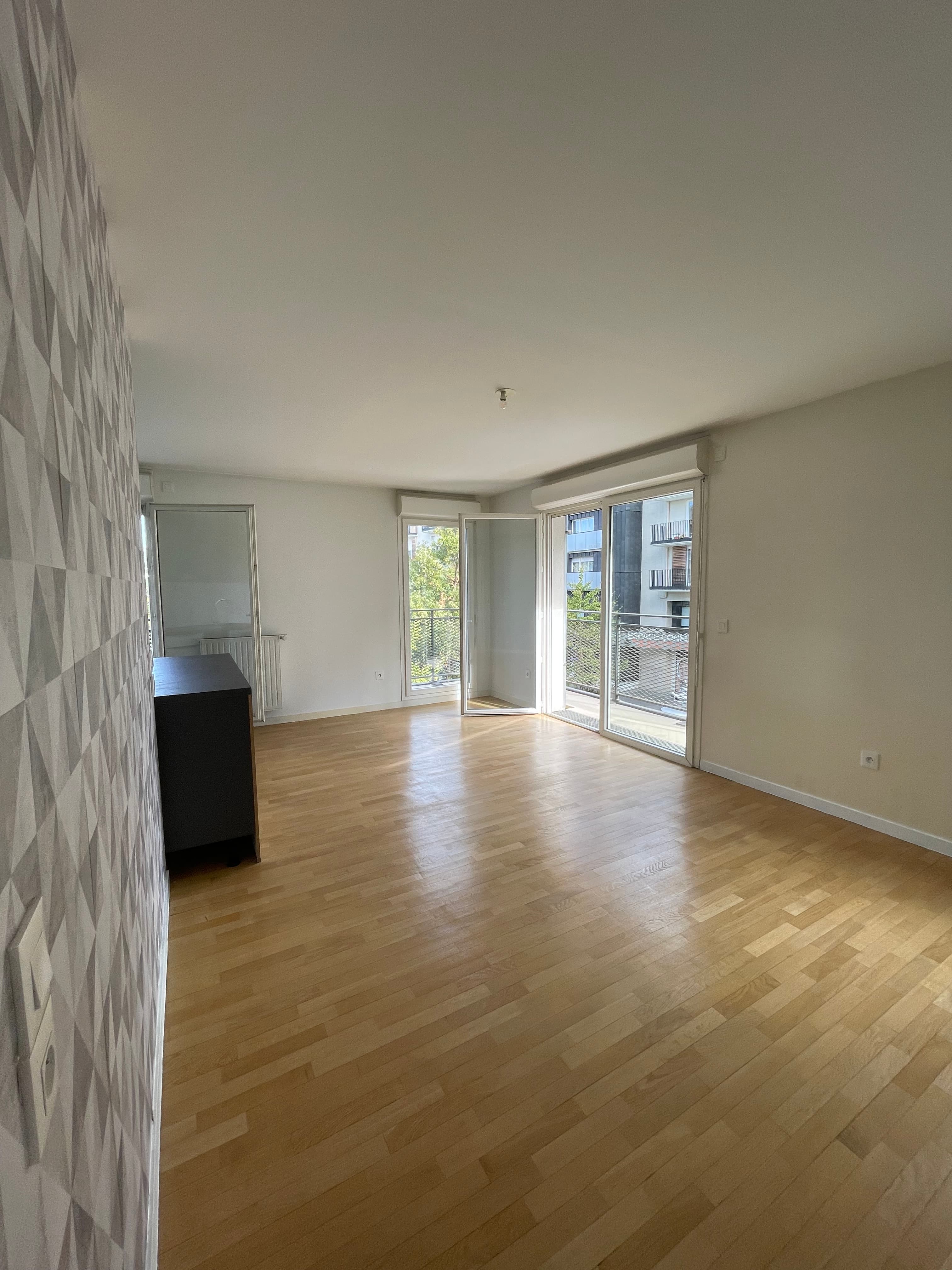 VITRY-SUR-SEINE - 3 PIÈCES - 65,40 M² - BALCON 9 M² - PARKING - Photo 3