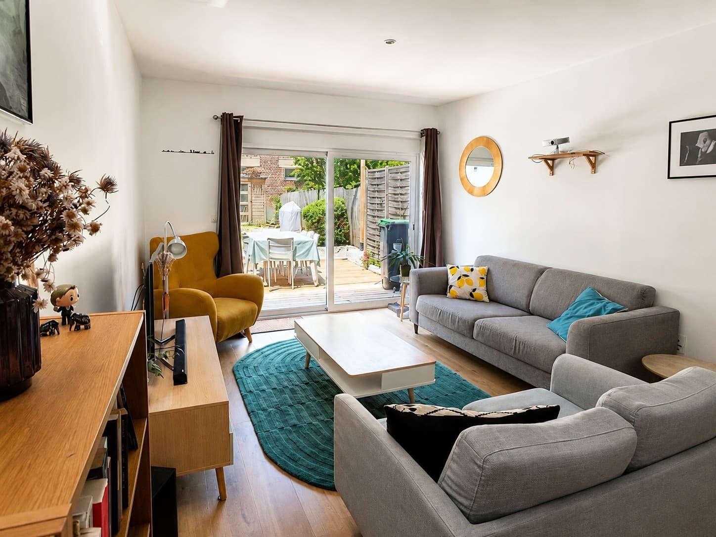 MAISON FAMILIALE 4 CHAMBRES AVEC JARDIN - TRAM BUISSON
