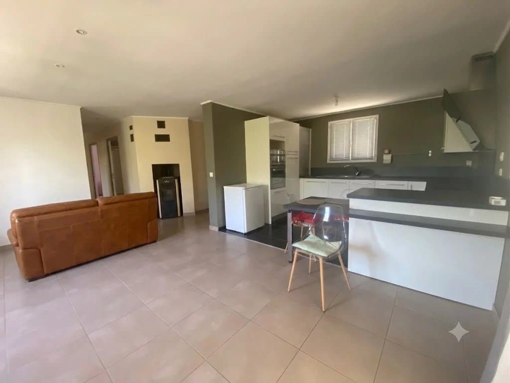 VIDAUBAN - VILLA COMPRENANT 2 APPARTEMENTS T2 et T4 - Photo 2
