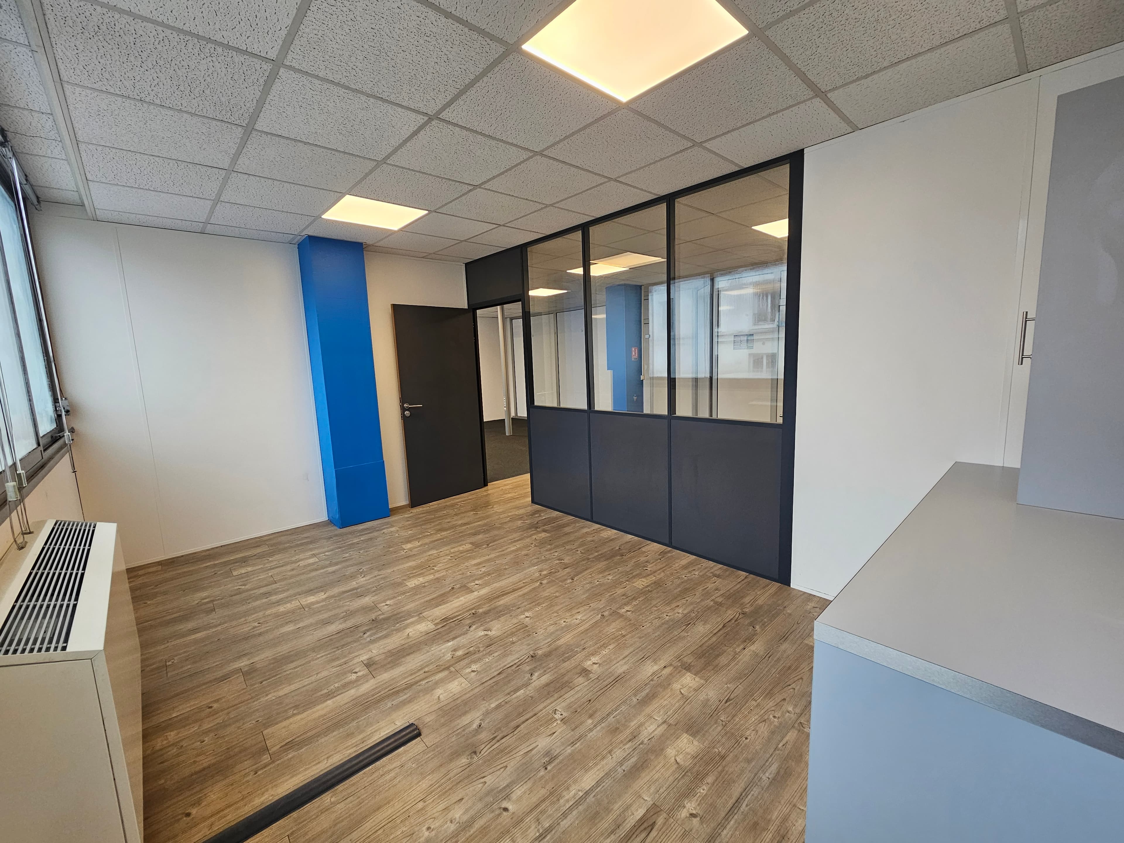 Bureaux 170 m² = 75 m² + 95 m² au 32 rue de Paradis 75010 Paris - Photo 6