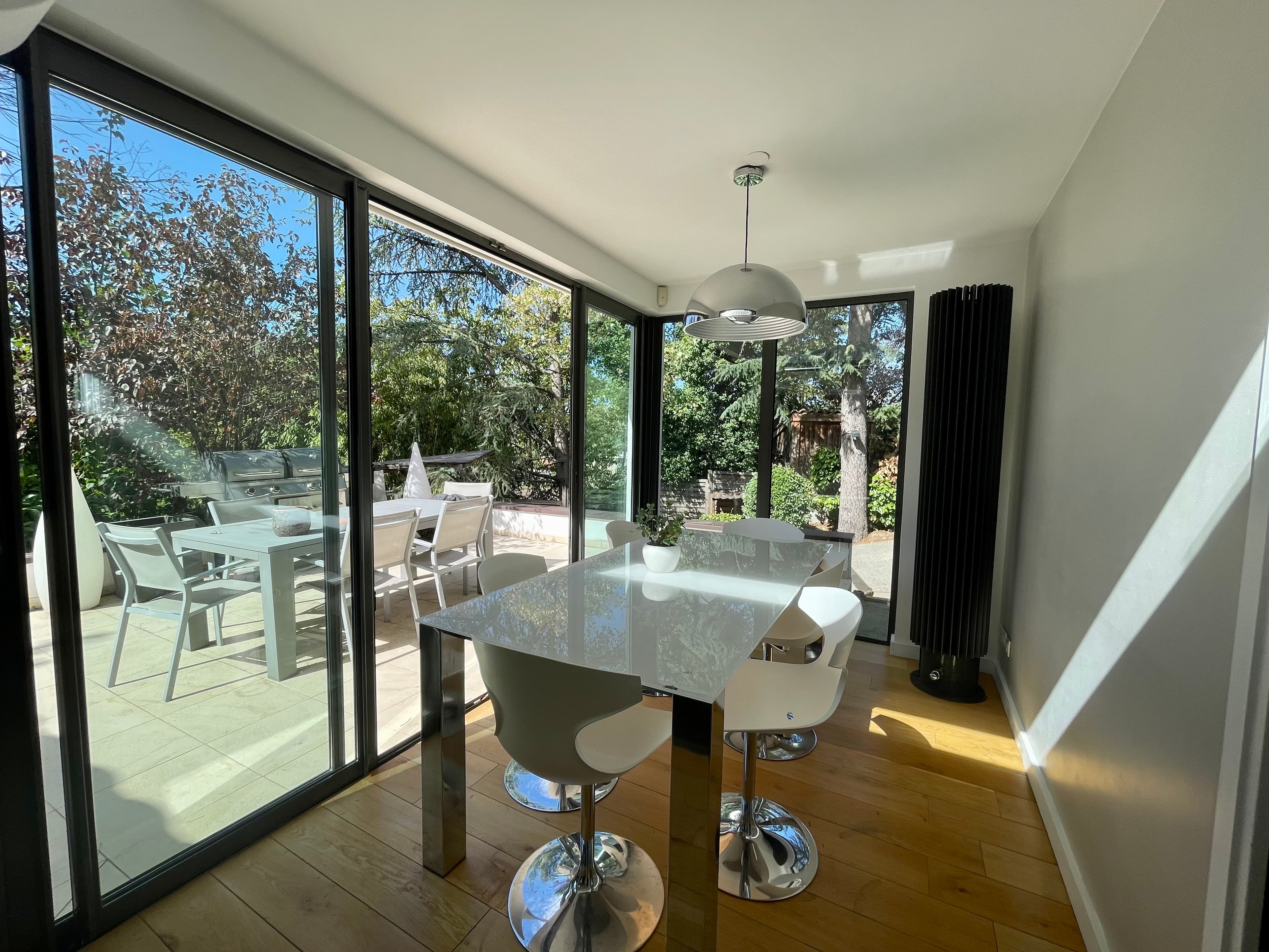 Villa contemporaine d'exception sur 2000 m2 de terrain Piscine - Photo 7