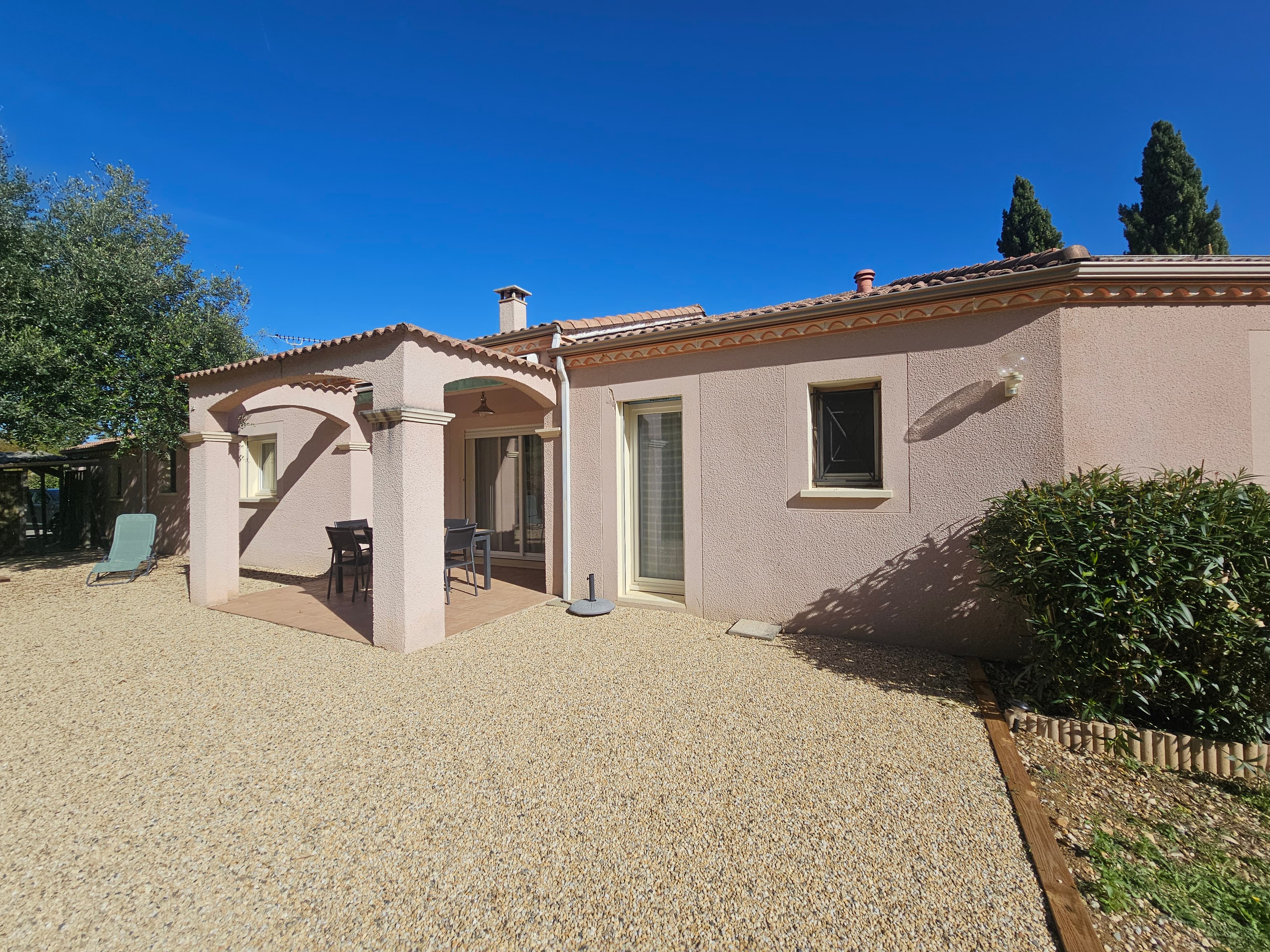 Maison de 150 m² avec piscine - Photo 3