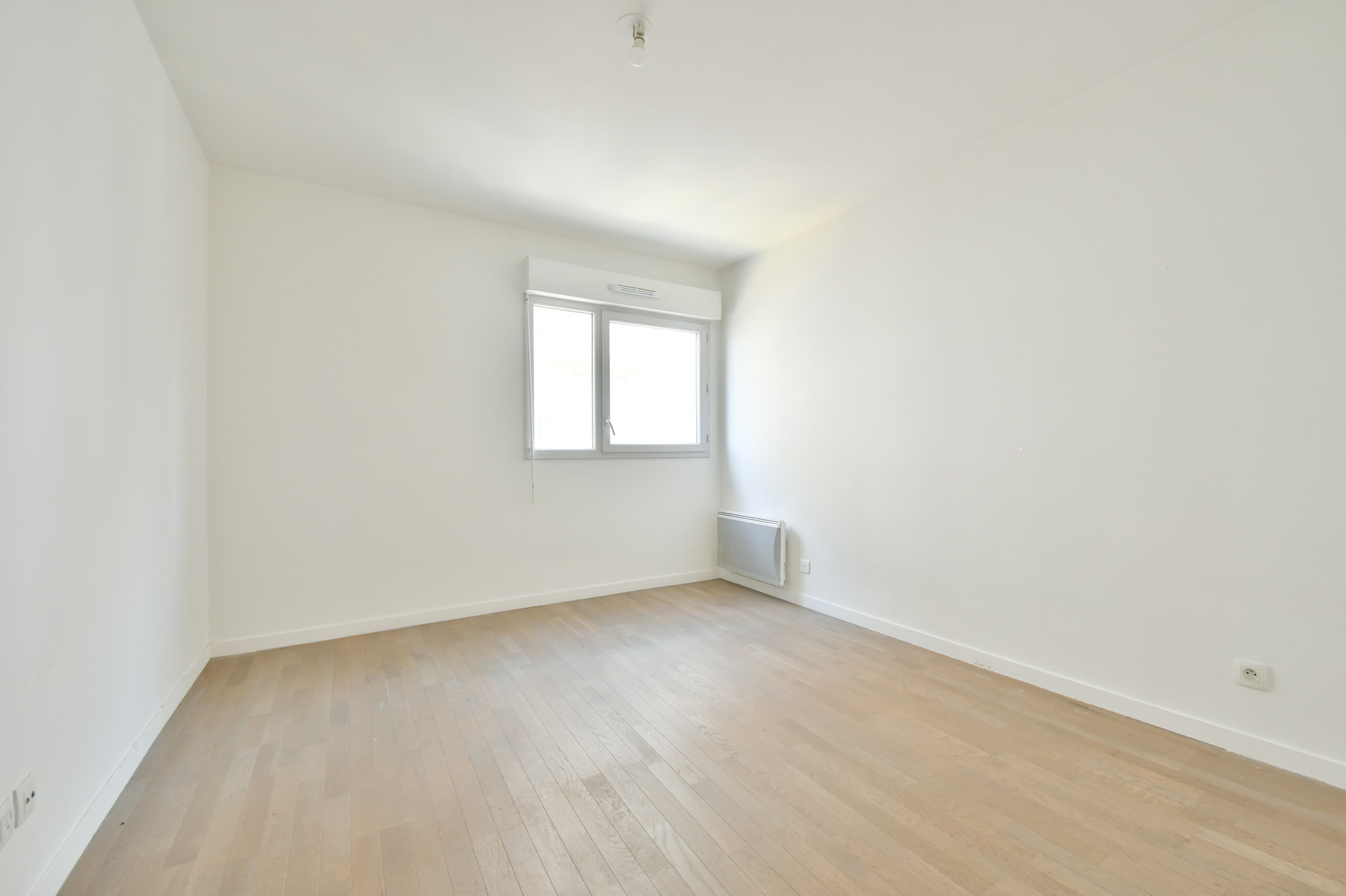 Appartement 2 Pieces avec terrasse à moins de 2 minutes du métro - Photo 7