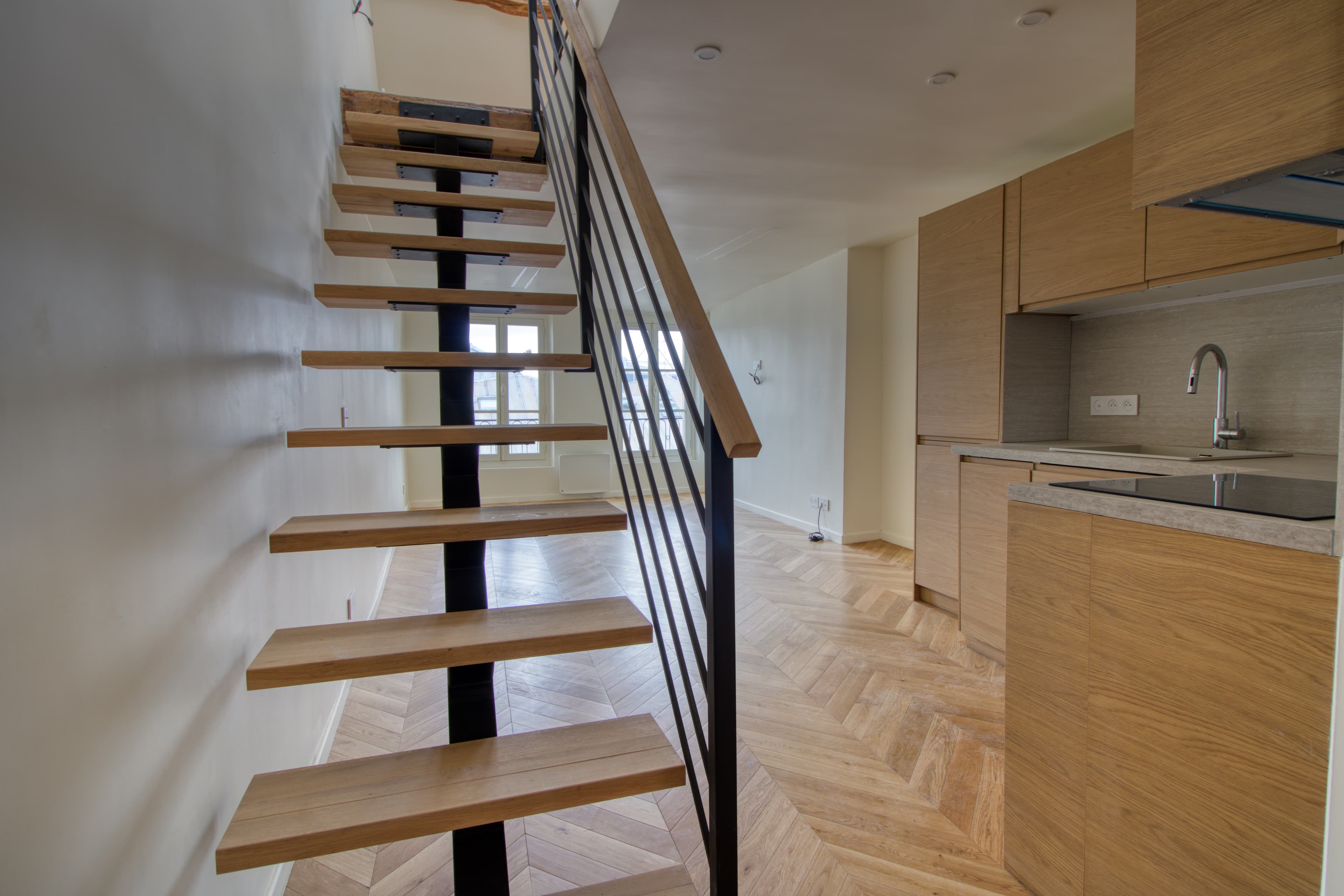 DUPLEX entièrement rénové, Hyper centre de Versailles - Photo 6