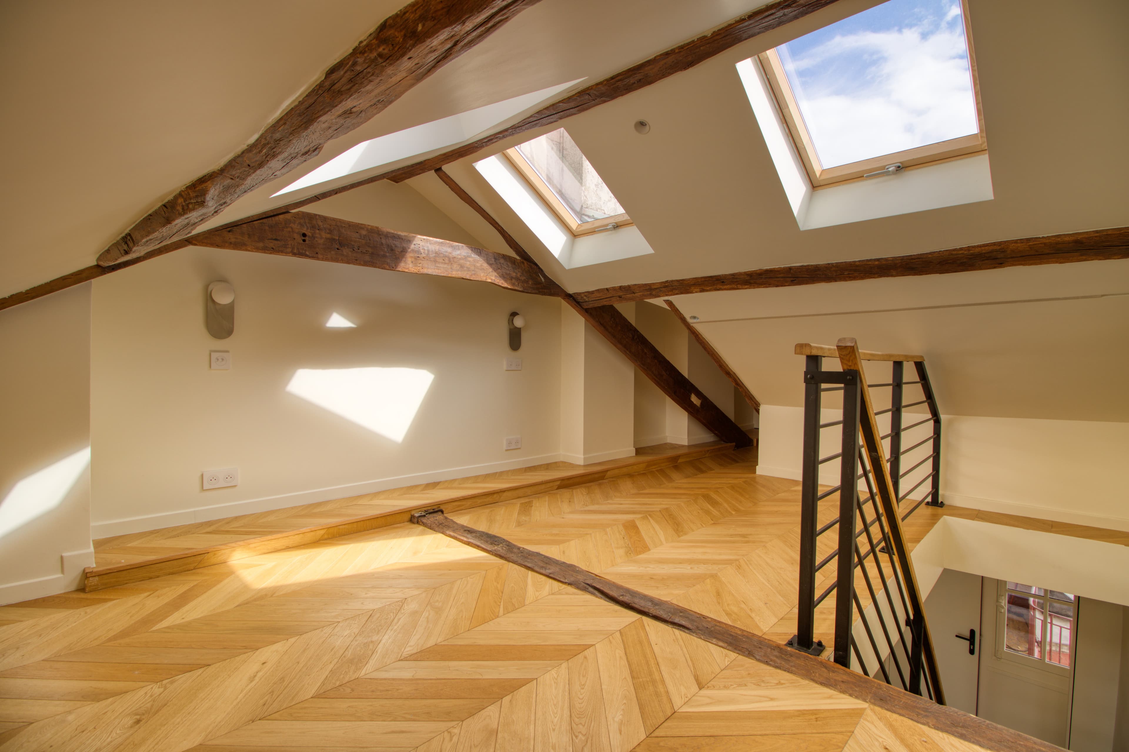 DUPLEX entièrement rénové, Hyper centre de Versailles - Photo 8