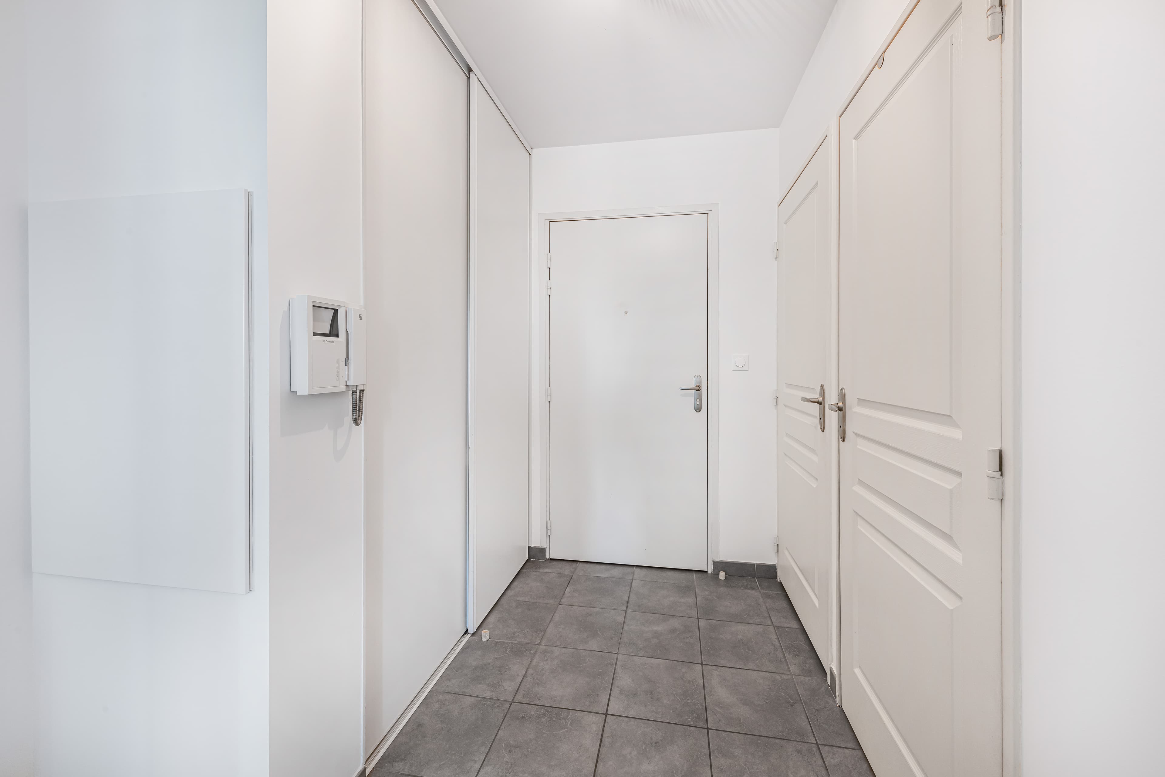 Location meublée tout inclus - T2 avec garage - Villeurbanne - Photo 8
