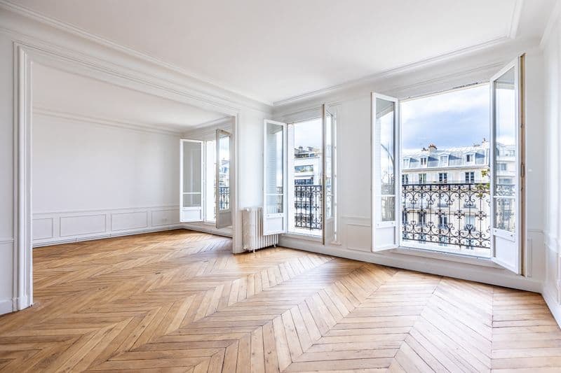 Haussmanien : 5e étage balcon - 3 chambres Ascenseur - Photo 3