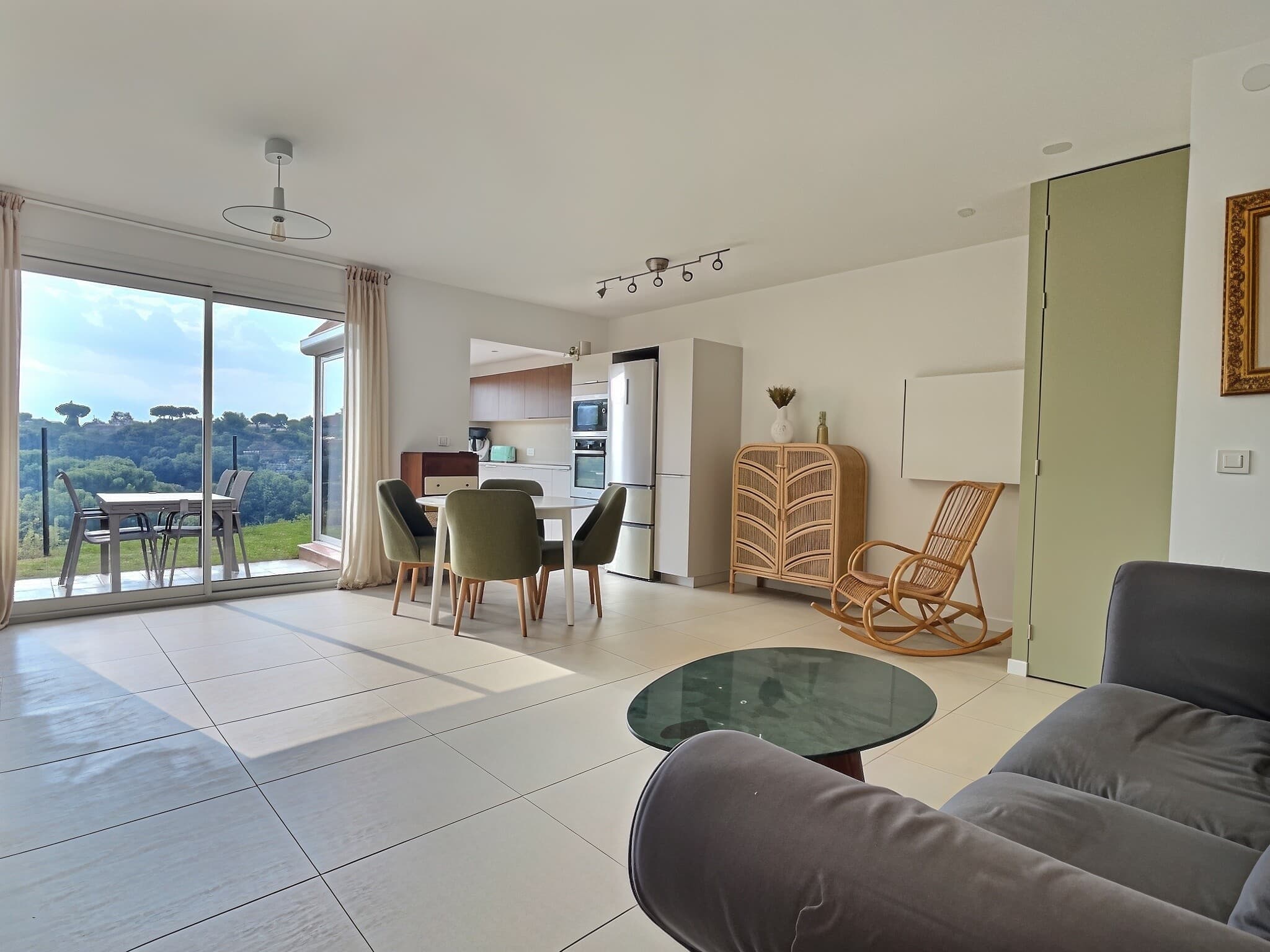 Villa T3 avec Vue Mer, Plein Sud & Piscine à Cagnes-sur-Mer - Photo 3