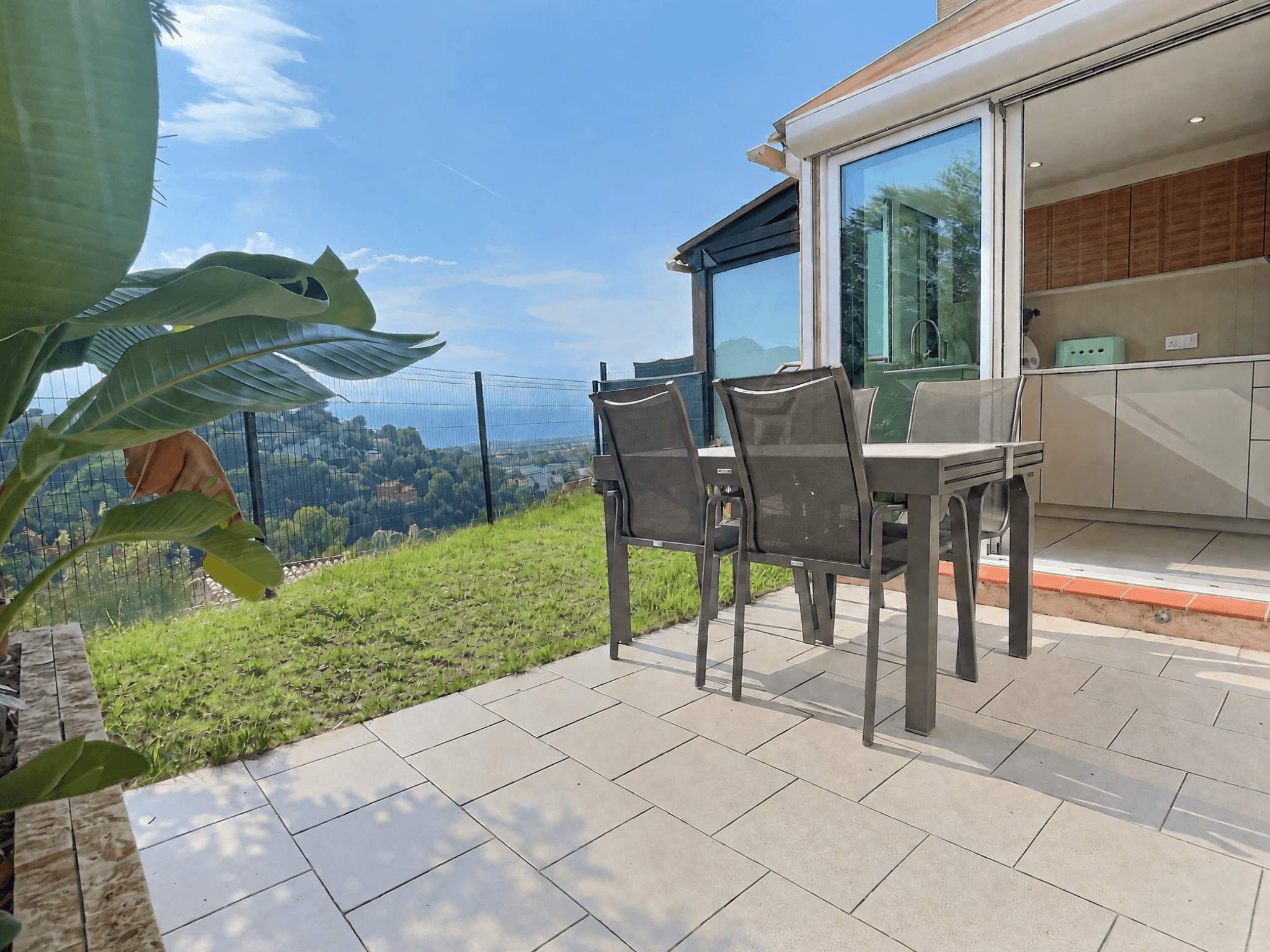Villa T3 avec Vue Mer, Plein Sud & Piscine à Cagnes-sur-Mer - Photo 5