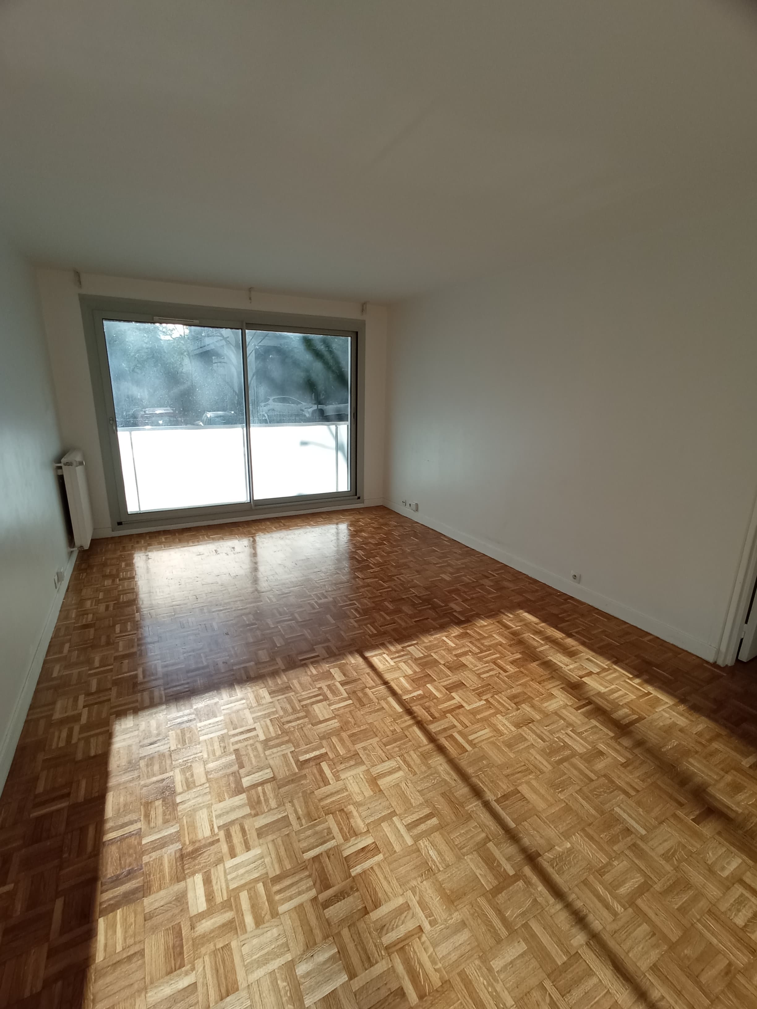 Bel appartement de 3 pièces dans une résidence sécurisée
