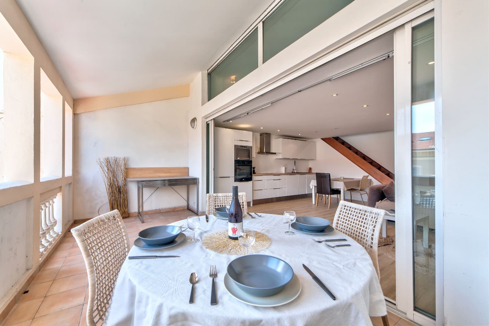 Un art de vivre unique a Cannes Duplex avec terrasse et vue mer - Photo 3